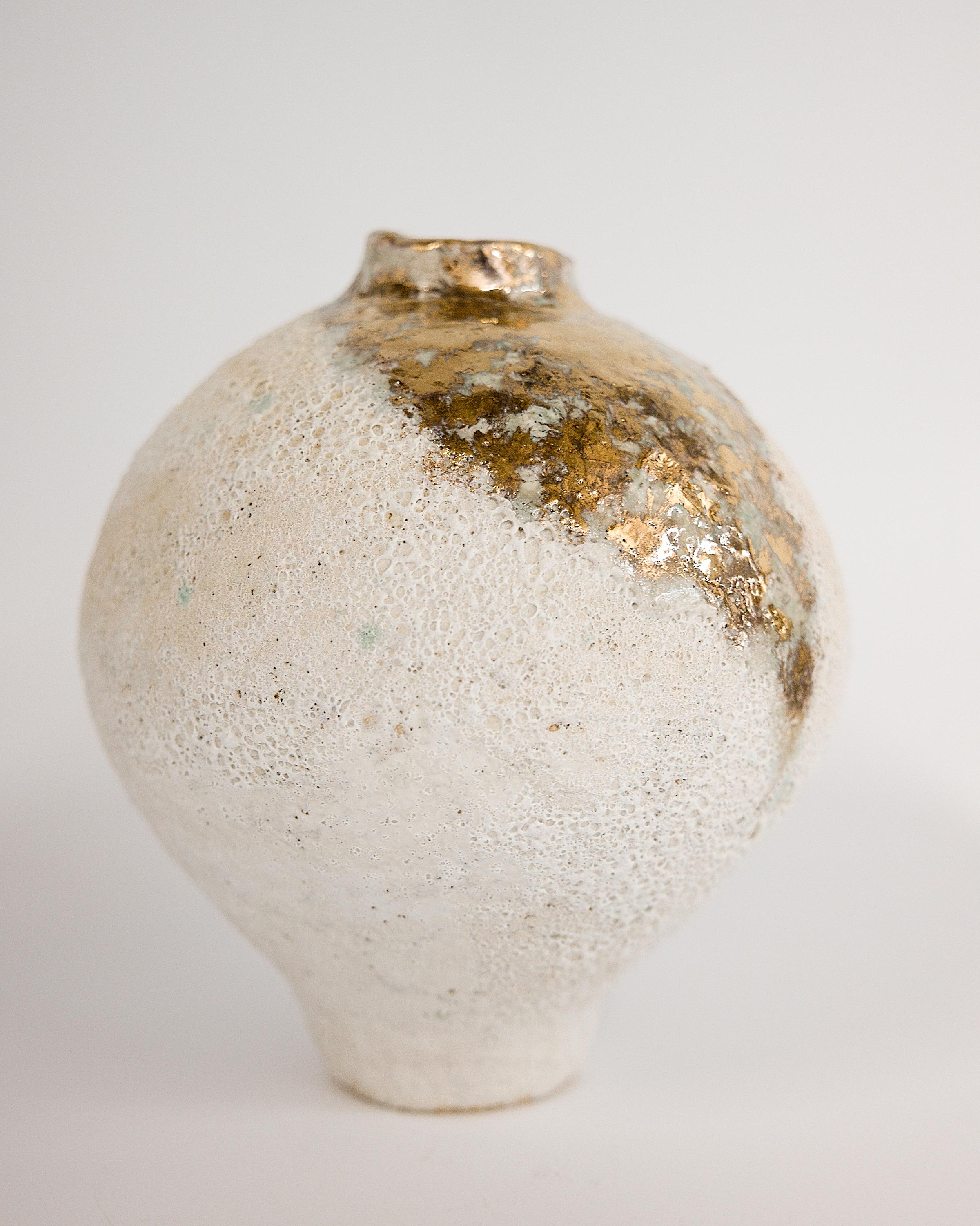 Lava Lustre Handmade Volcanic Vase For Sale 2