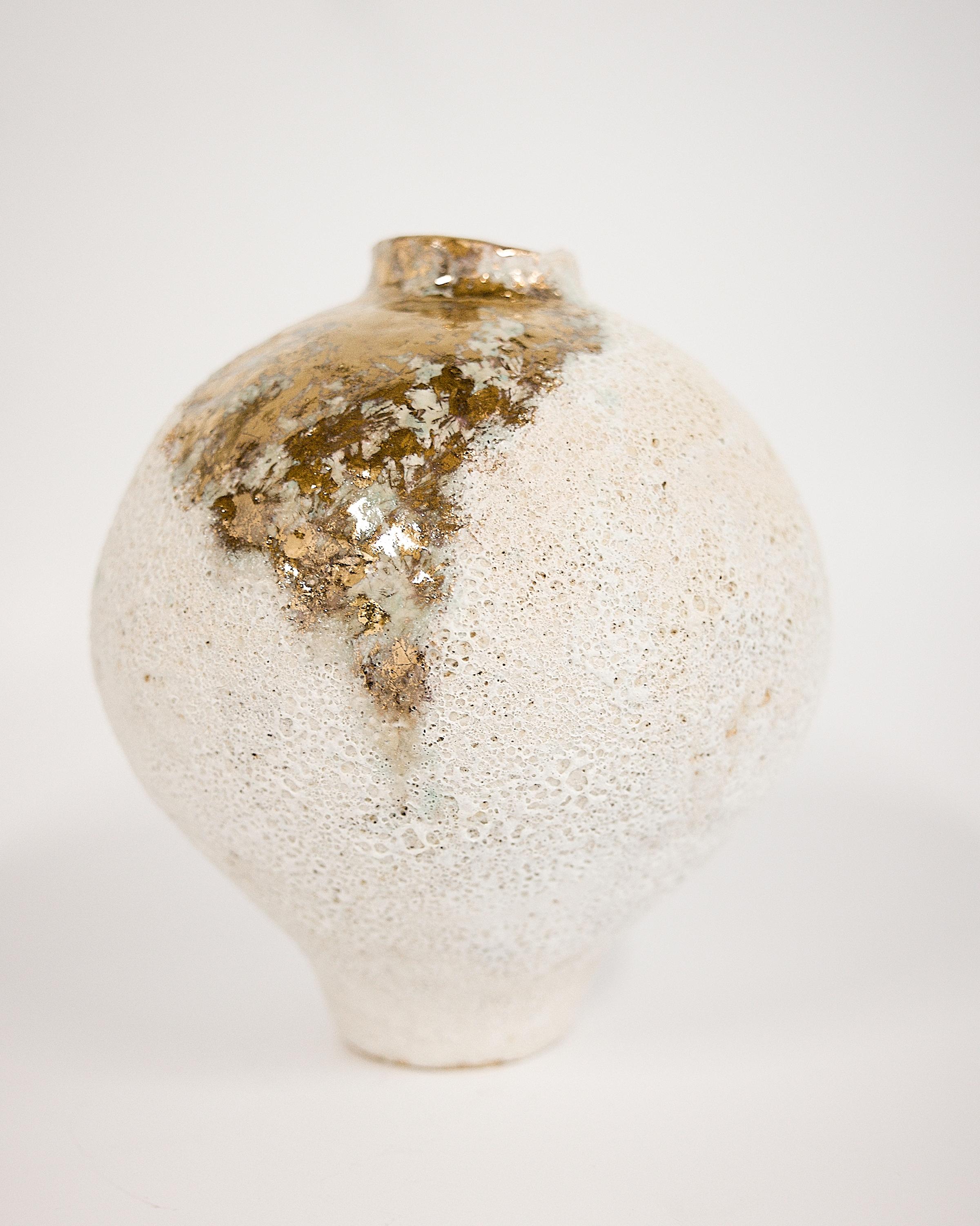 Lava Lustre Handmade Volcanic Vase In New Condition For Sale In Van Nuys, CA