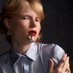 Lavalier Pendant Necklace in 18Kt Yellow Gold with Iolites Peridots Pear Shape