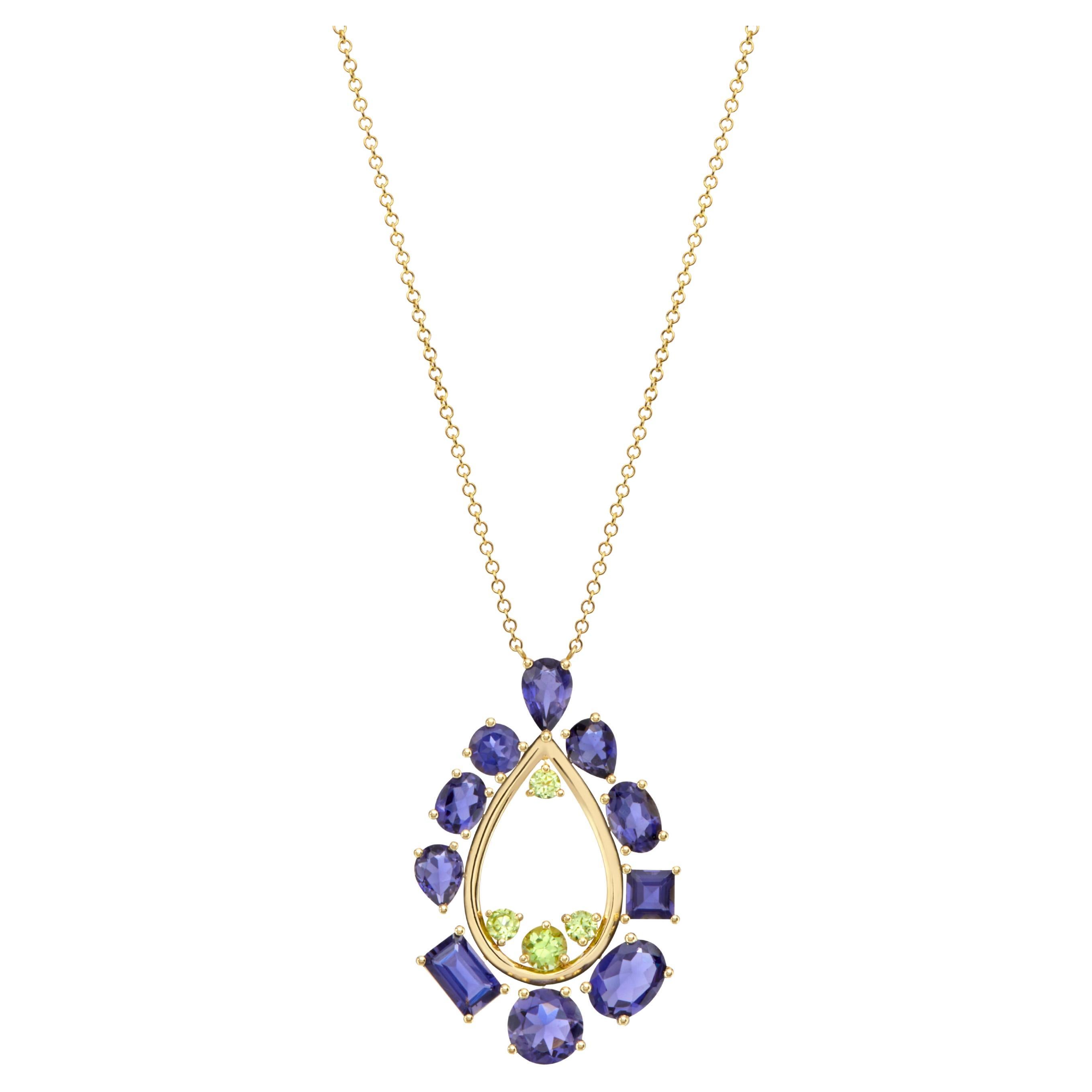 Lavalier Pendant Necklace in 18Kt Yellow Gold with Iolites Peridots Pear Shape For Sale