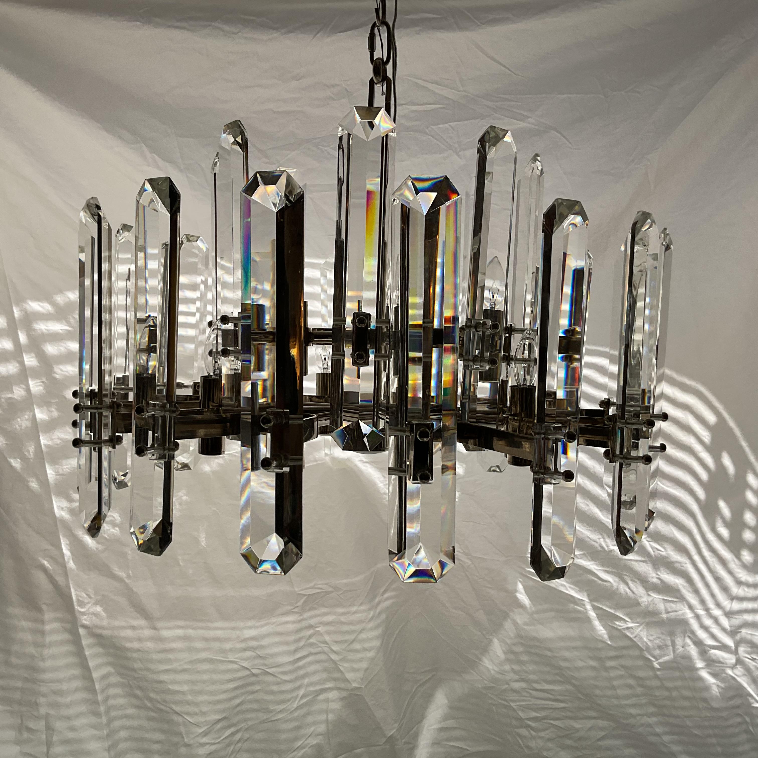 Lámpara moderna de cristal facetado LaVan en Bueno estado para la venta en West Palm Beach, FL
