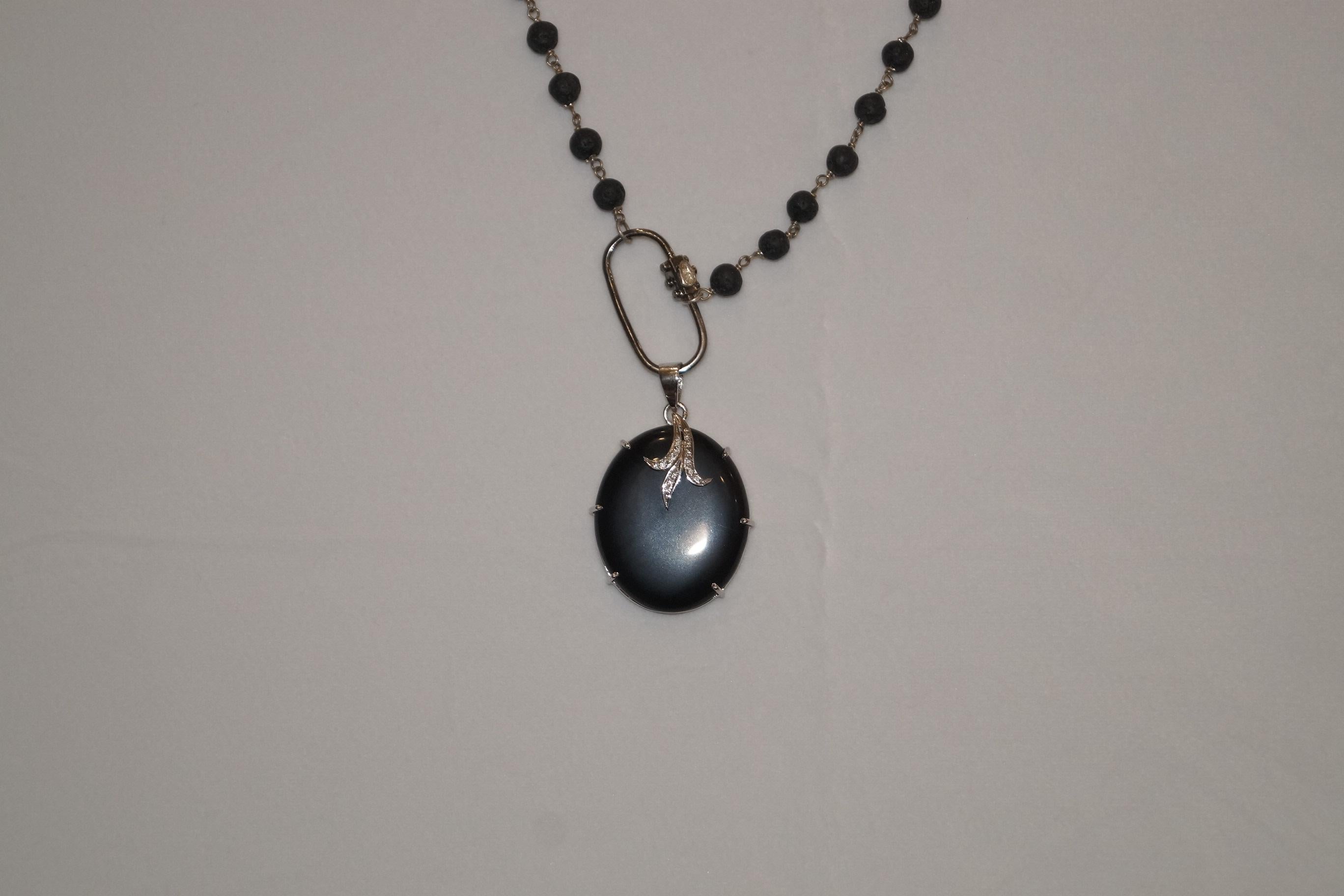 Lave stone Bead Necklace in Sterling Silver Pave Diamond Carabiner n charms In New Condition For Sale In Delhi, DL