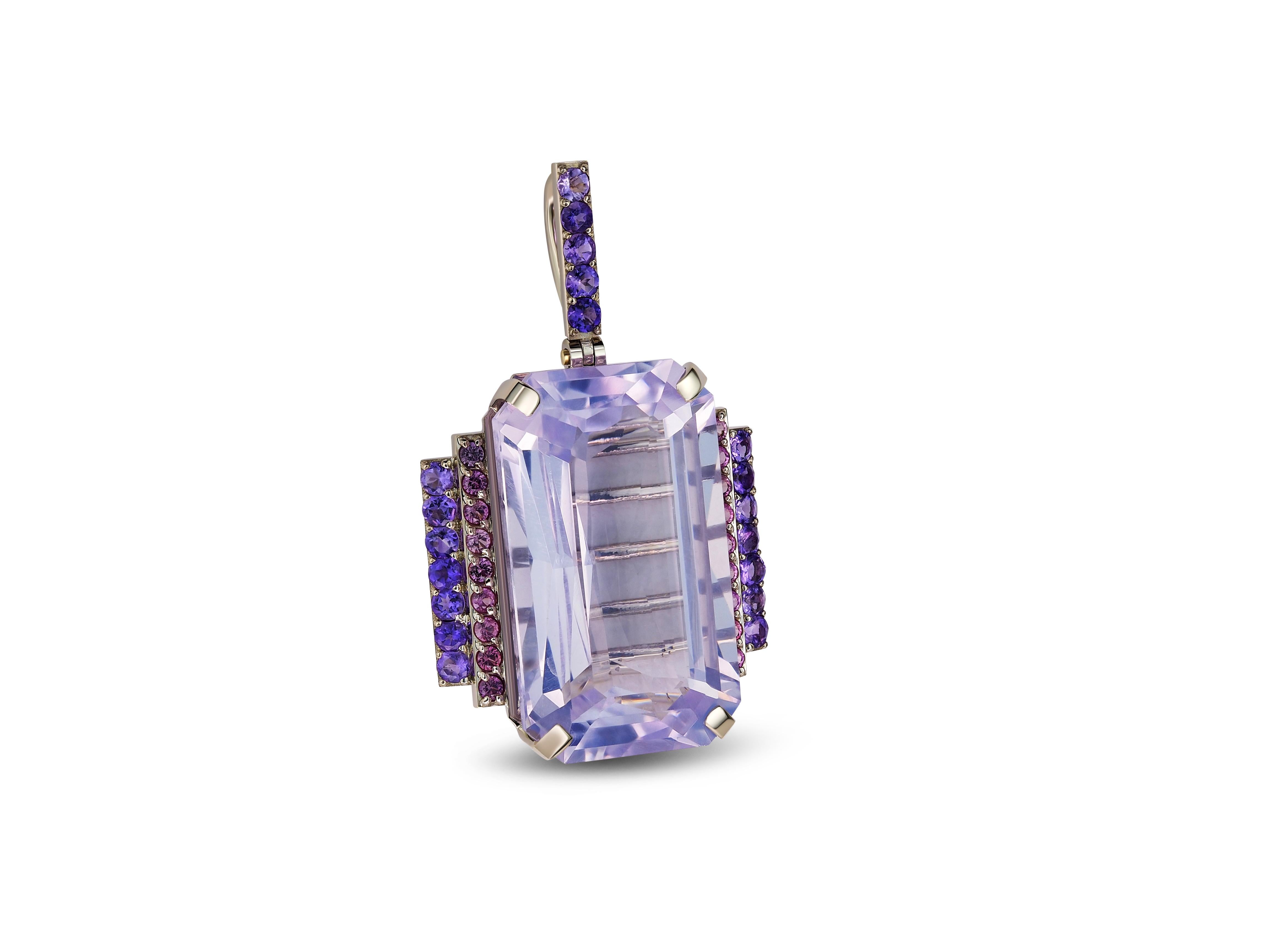 Pear Cut Lavender Amethyst Pendant in 14k Gold