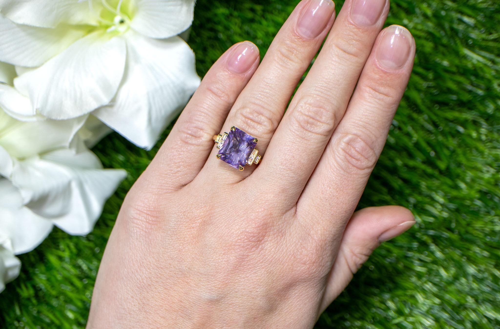 Octagon Cut Lavender Amethyst Ring Diamond Setting 5.65 Carats 18K Gold For Sale