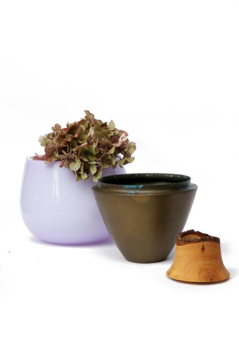Rame Vaso d'India I in lavanda e patina di rame, Pia Wüstenberg in vendita