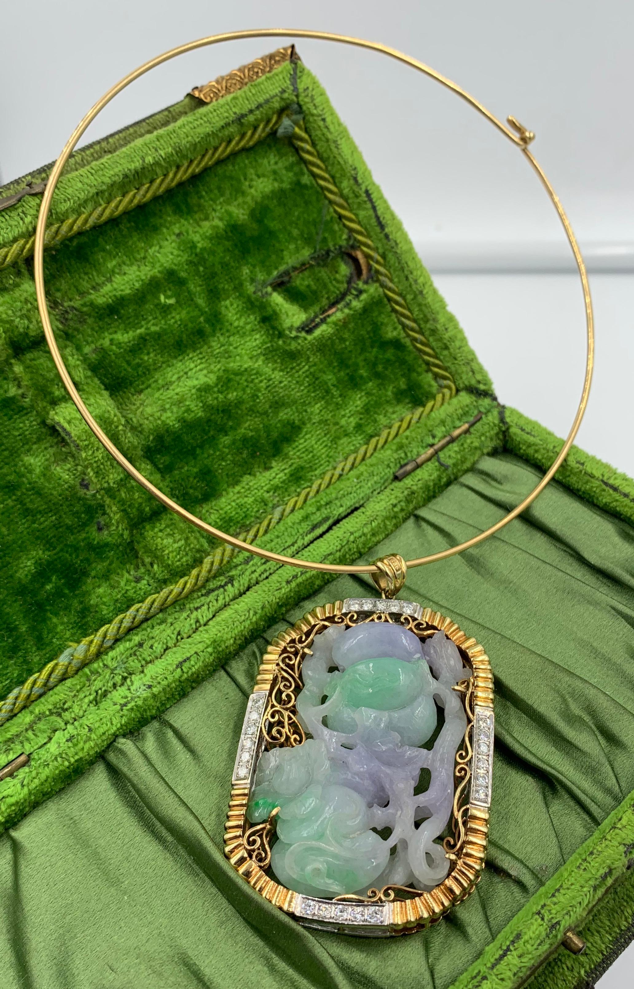 Lavender and Green Jadeite Jade 2.2 Carat Diamond Gold Pendant Necklace For Sale 4
