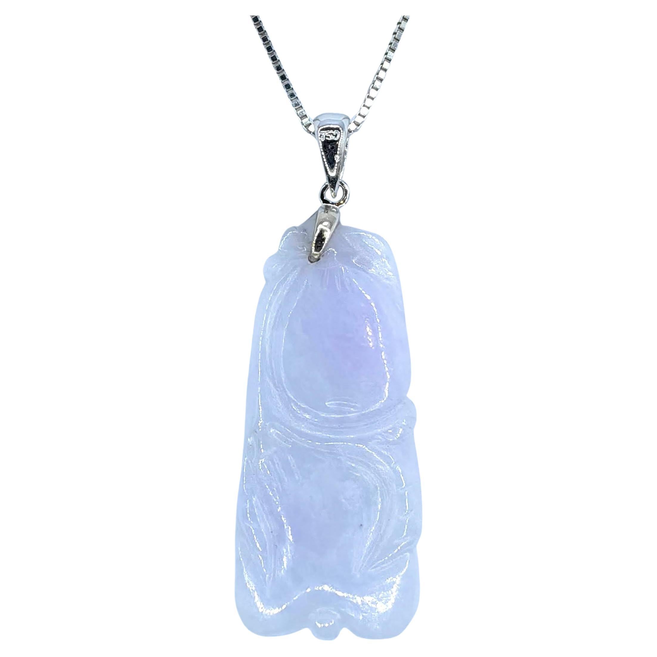Zertifizierter lavendelfarbener burmesischer Jadeit Jade 18K Weißgold geschnitzter Talisman-Anhänger