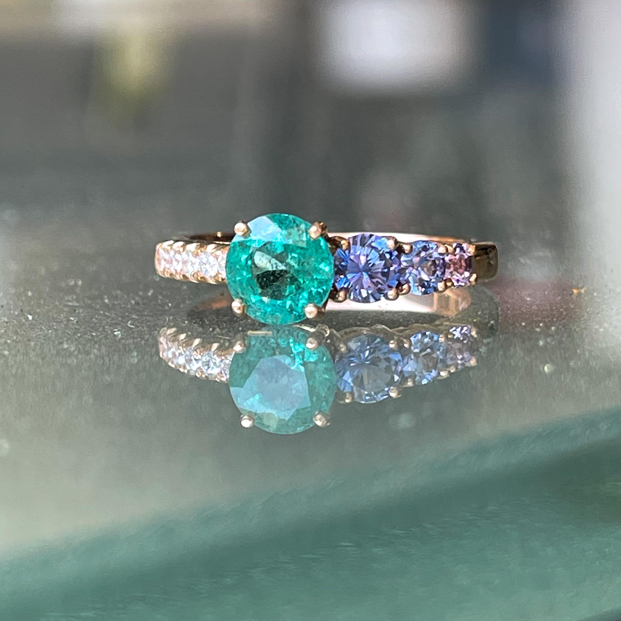 Lavender Cascade Colombian Emerald Ring with Sapphires, Rose Gold, NIXIN Jewelry For Sale 2