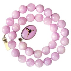 Lavender Chatoyant Kunzite Necklace With Vintage Essex Crystal Clasp