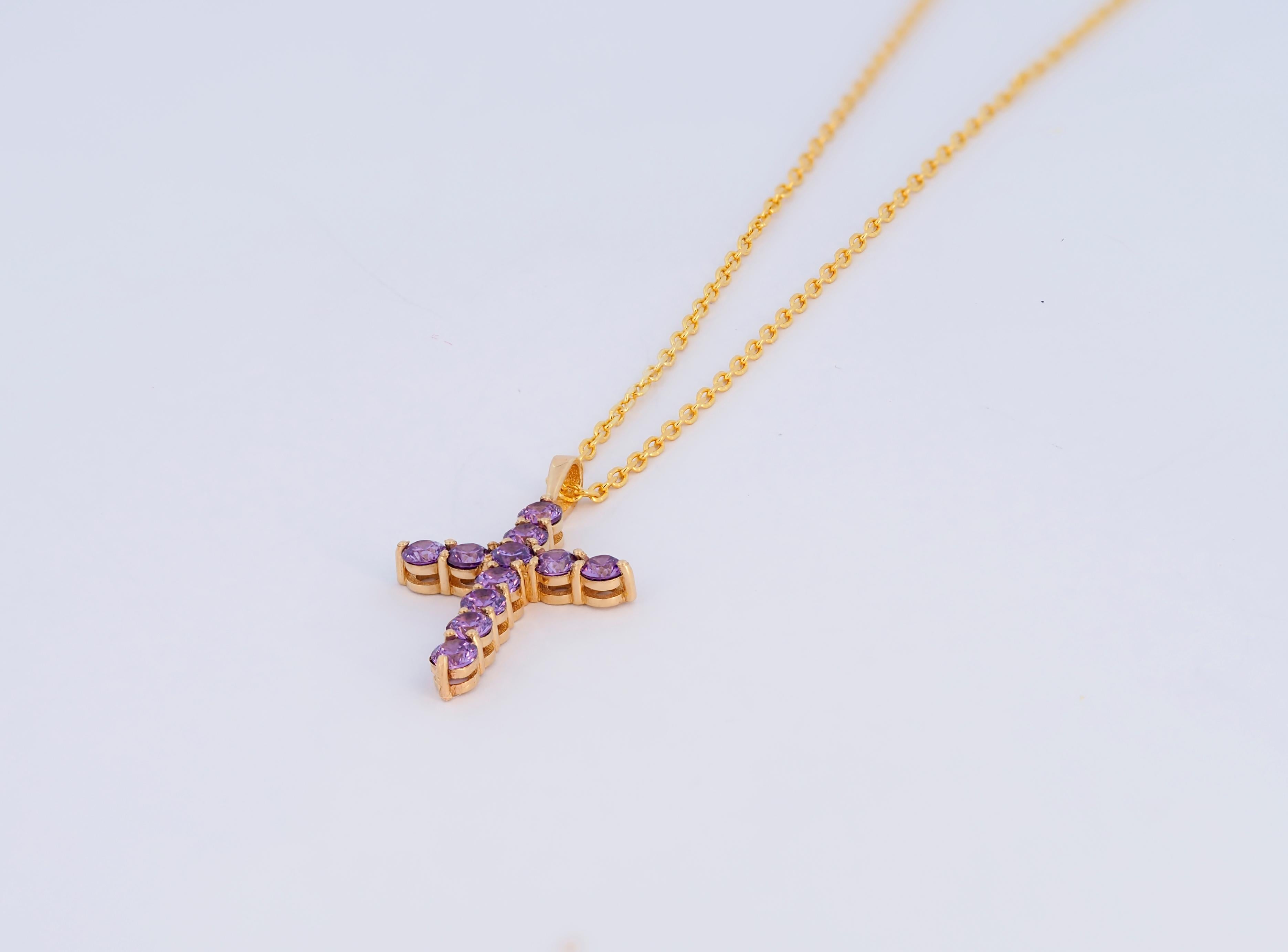 Lavender gemstone 14k gold cross pendant In New Condition For Sale In Istanbul, TR