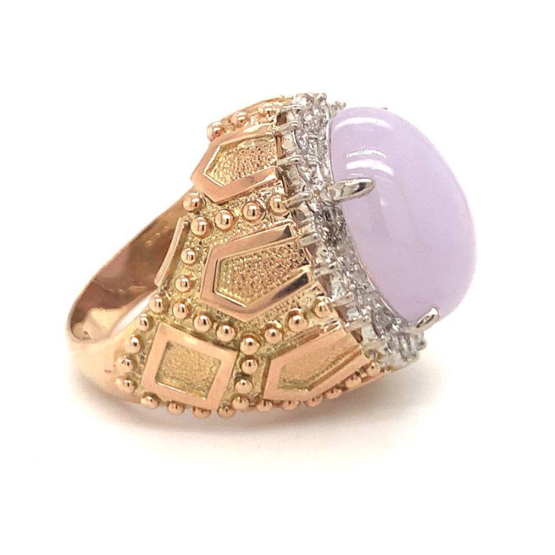 Cabochon Lavender Jade and Diamond 14K Yellow Gold Ring, circa 1960s For Sale