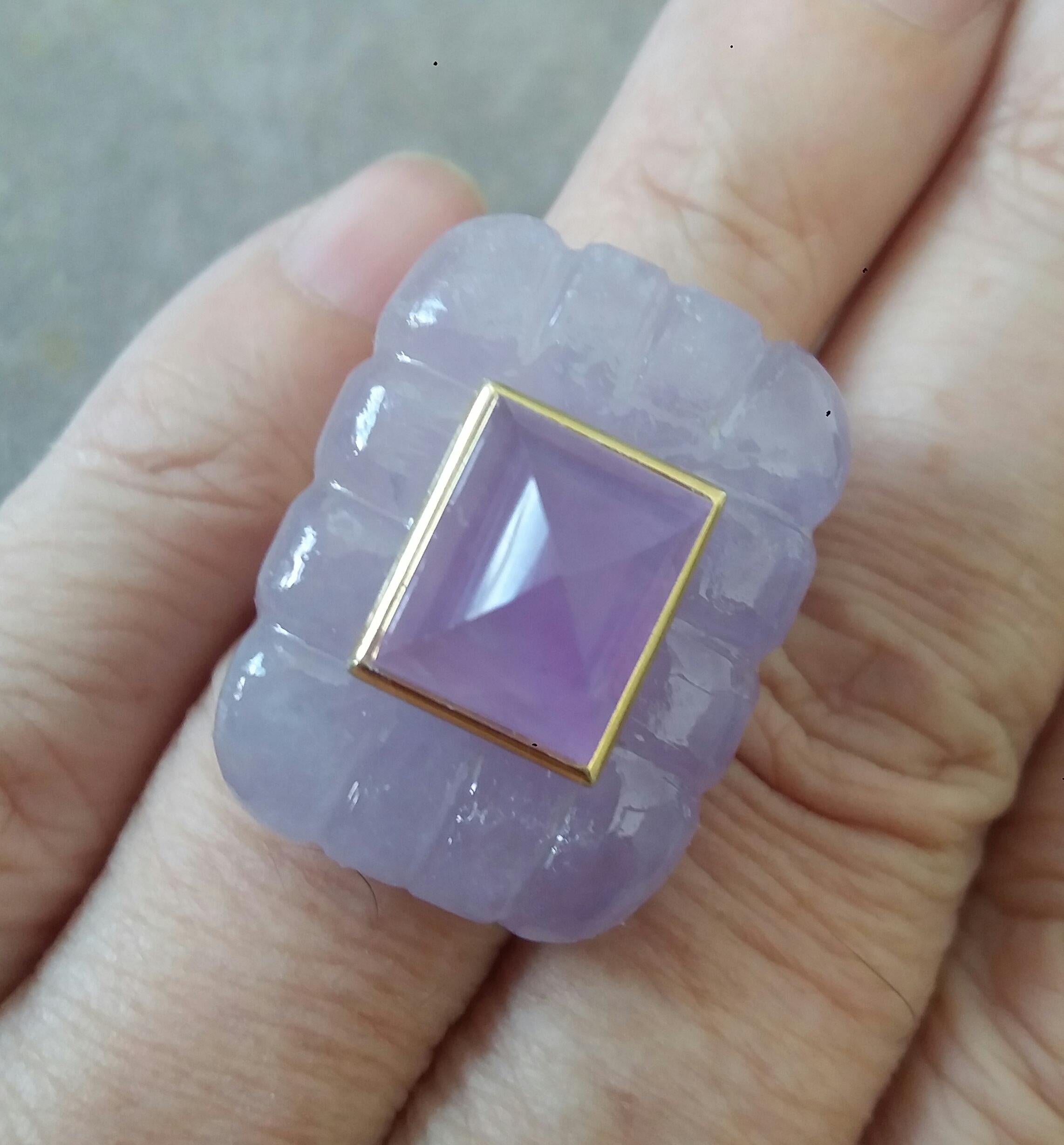 Lavender Jade Engraved Rectangular Shape Amethyst Pyramid 14k Yellow Gold Ring For Sale 5
