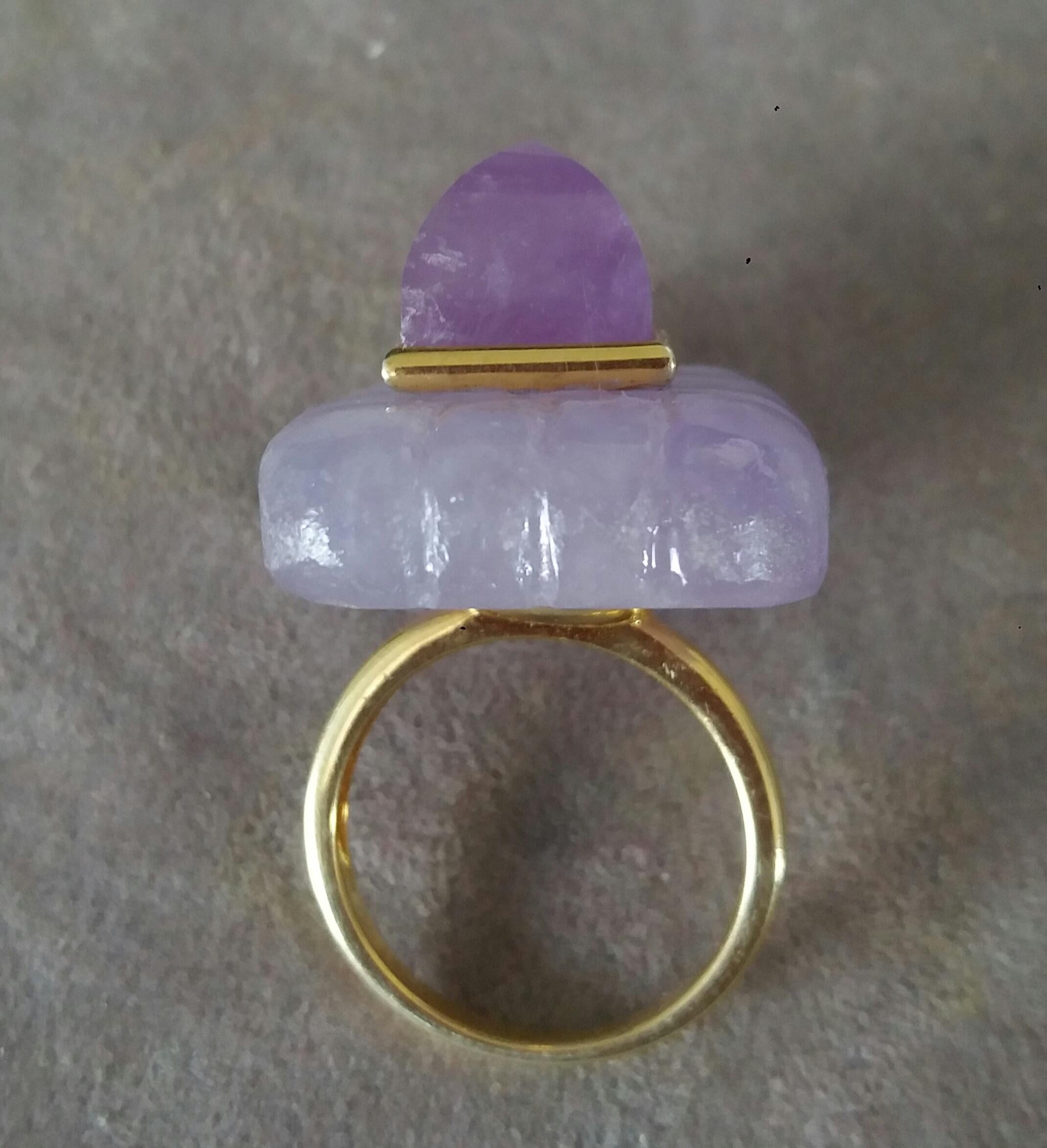 Lavender Jade Engraved Rectangular Shape Amethyst Pyramid 14k Yellow Gold Ring In New Condition For Sale In Bangkok, TH