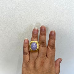 Lavender Jade Oval Cabochon Ring in 18K Yellow Gold