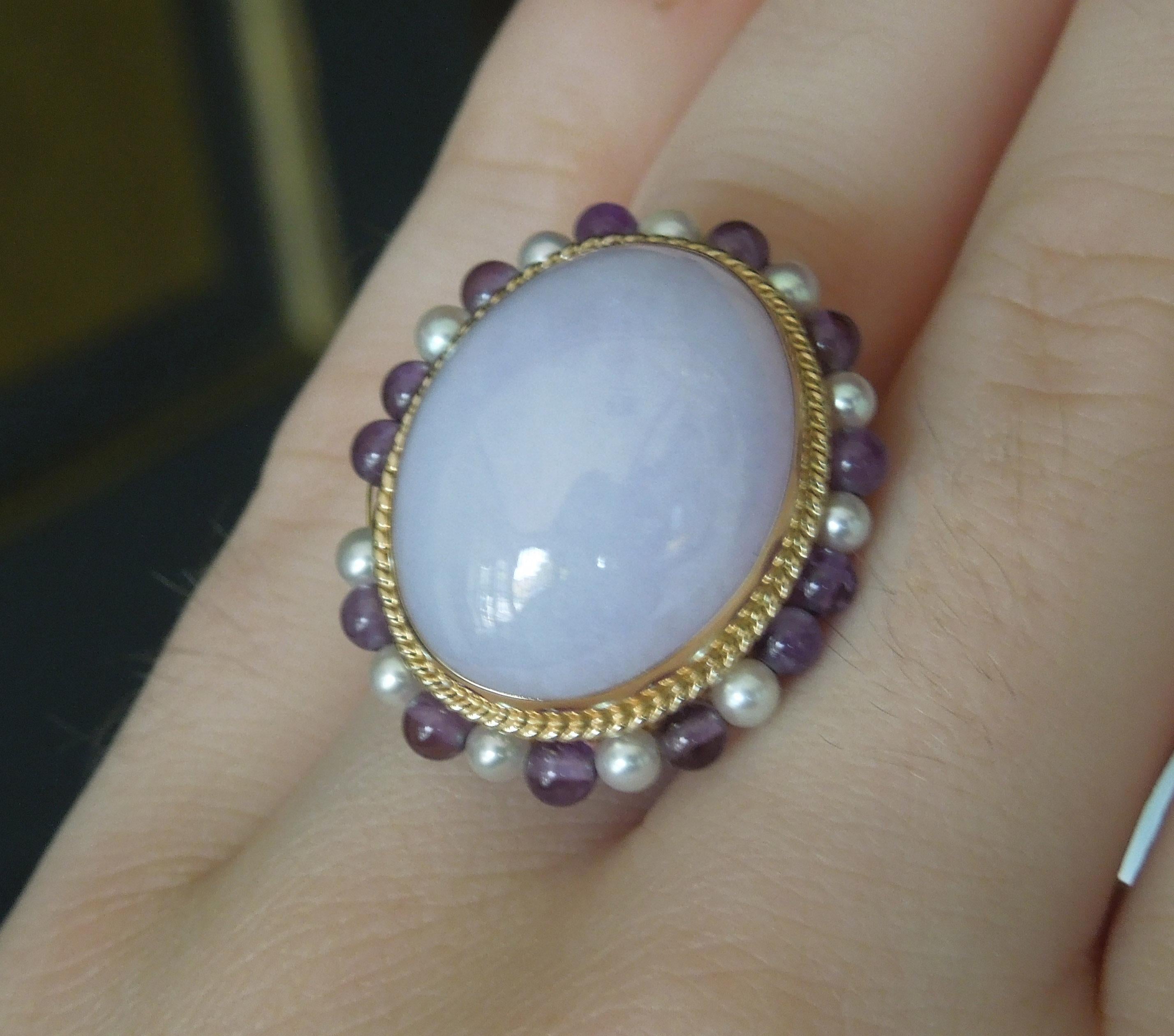 Lavender Jade, Pearl and Amethyst Ring In Excellent Condition For Sale In METAIRIE, LA