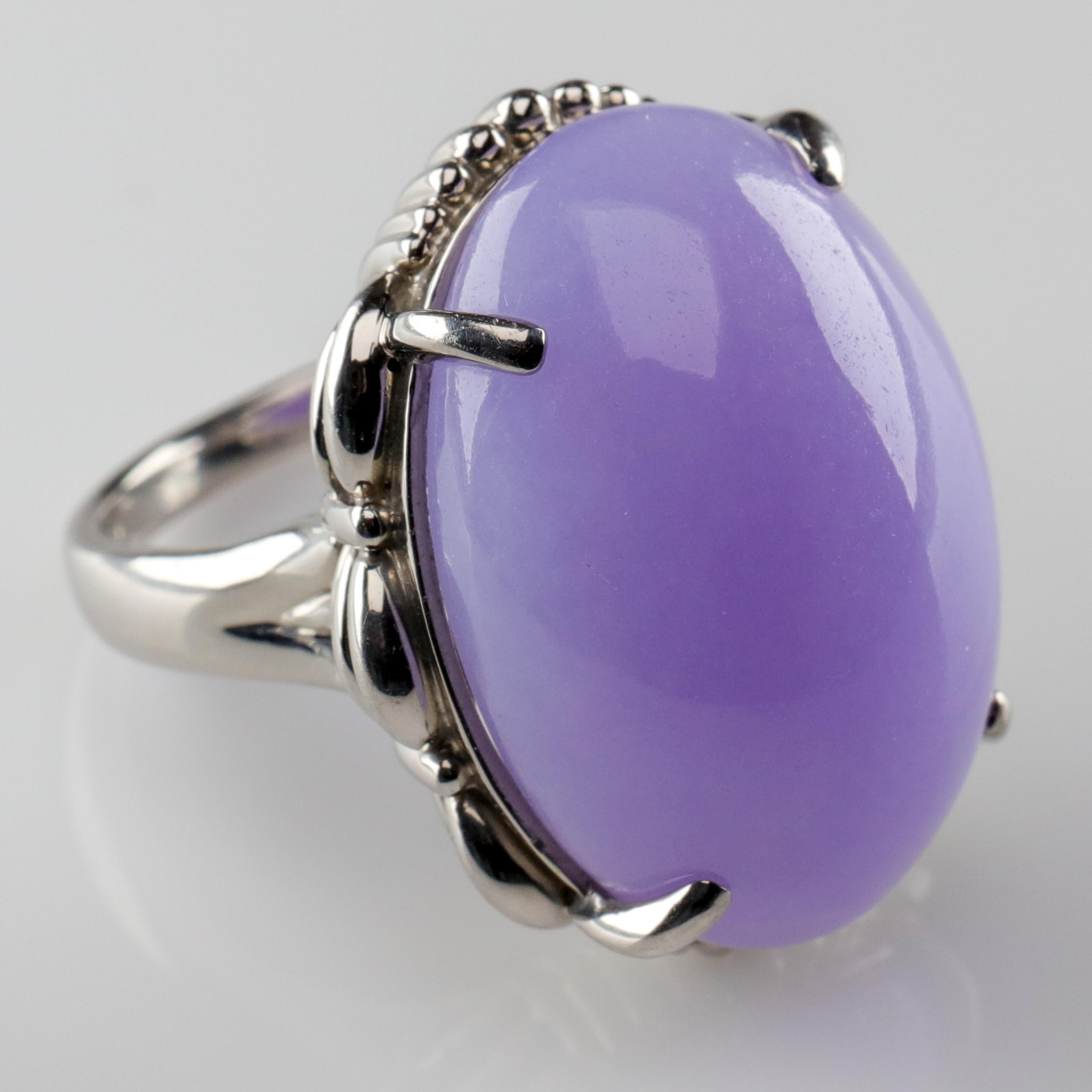 Lavender Jade Ring in Platinum Certified Untreated, Rare In Excellent Condition In Southbury, CT