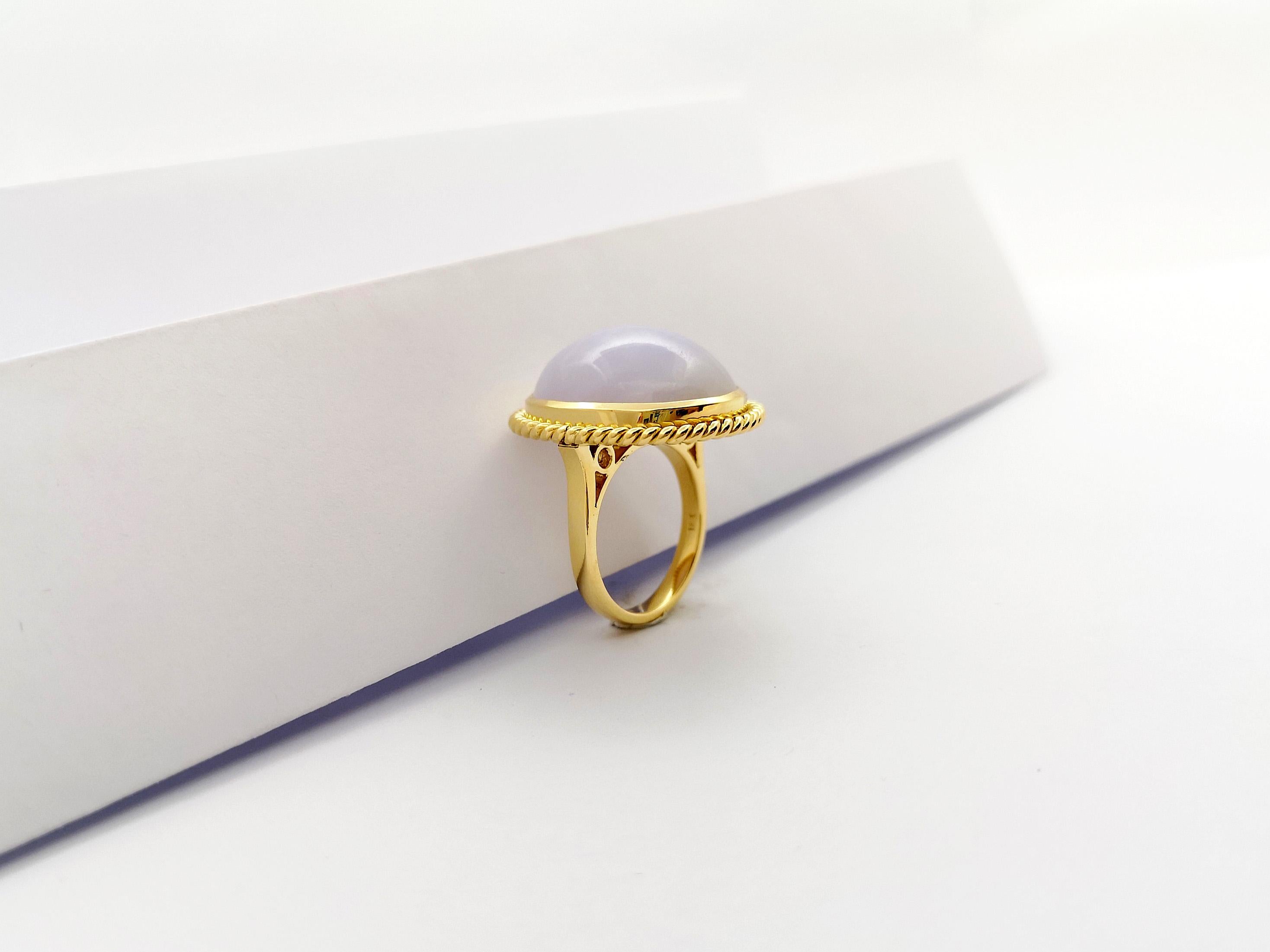Lavender Jade Ring set in 18K Gold Settings For Sale 8