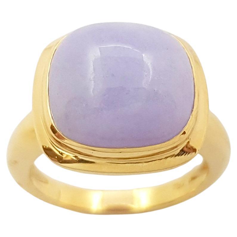 Lavender Jade Ring set in 18k Gold Settings For Sale