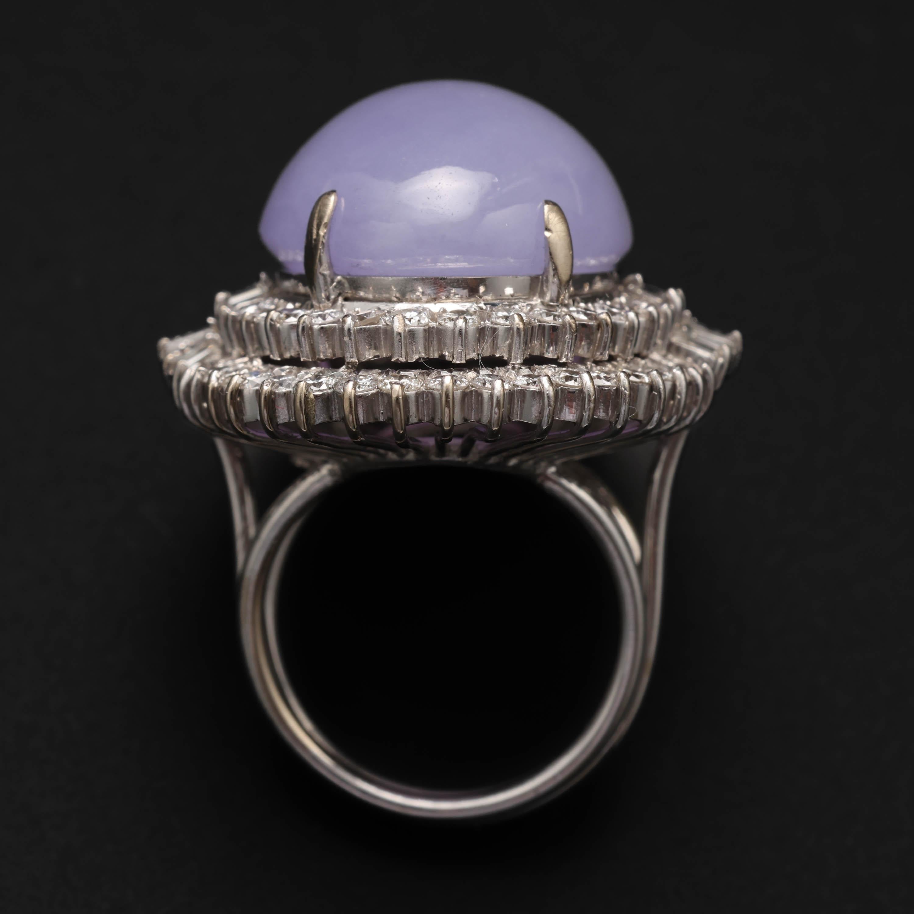Lavender Jade Ring with Diamonds, Midcentury, Certified Untreated In Excellent Condition For Sale In Southbury, CT