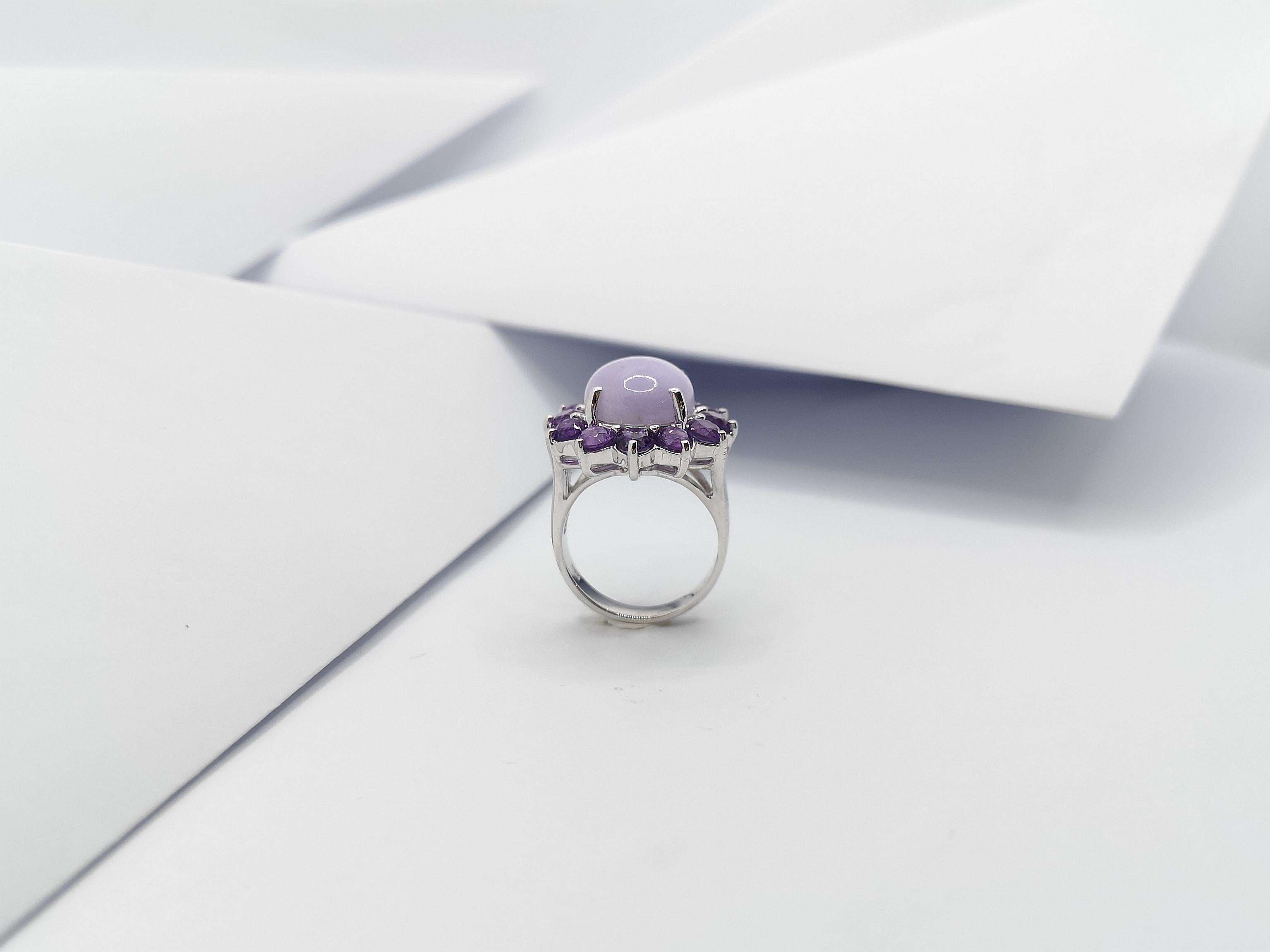 Lavender Jade with Amethyst Ring Set in 18 Karat White Gold Settings For Sale 6