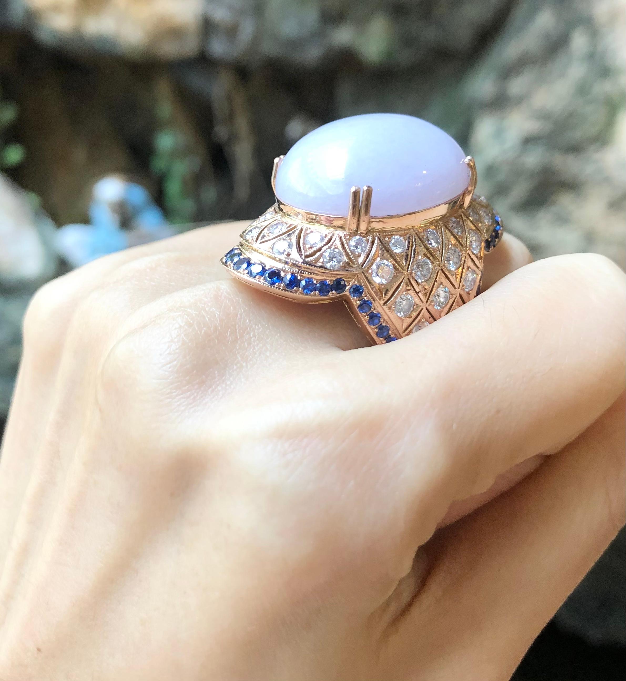 Women's Lavender Jade with Diamond and Blue Sapphire Ring Set 18 Karat Rose Gold Setting For Sale