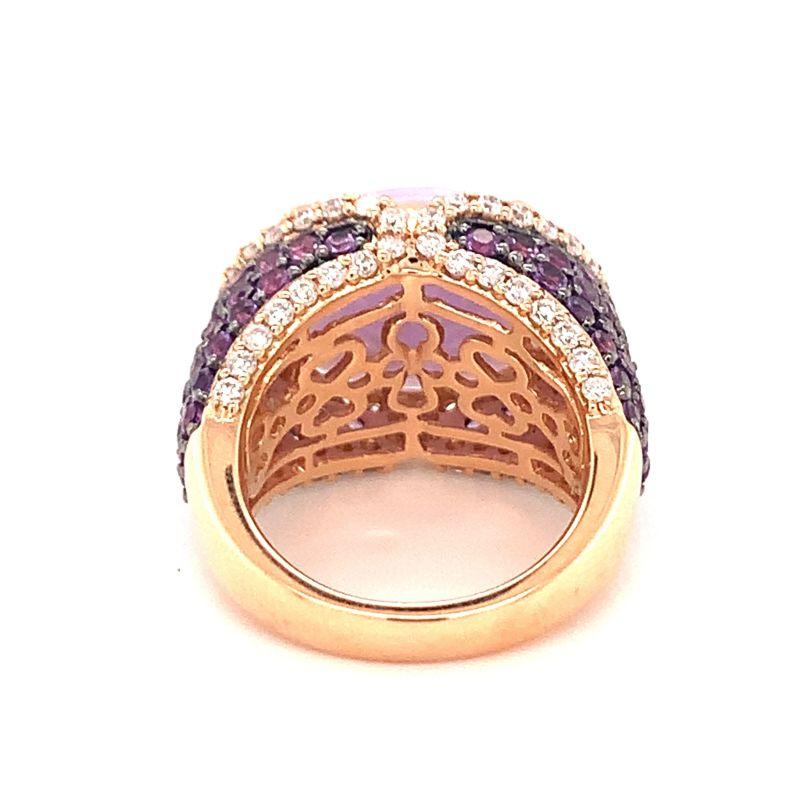 Lavender Jadeite, Amethyst and Diamond 18K Rose Gold Cocktail Ring In Good Condition For Sale In Beverly Hills, CA