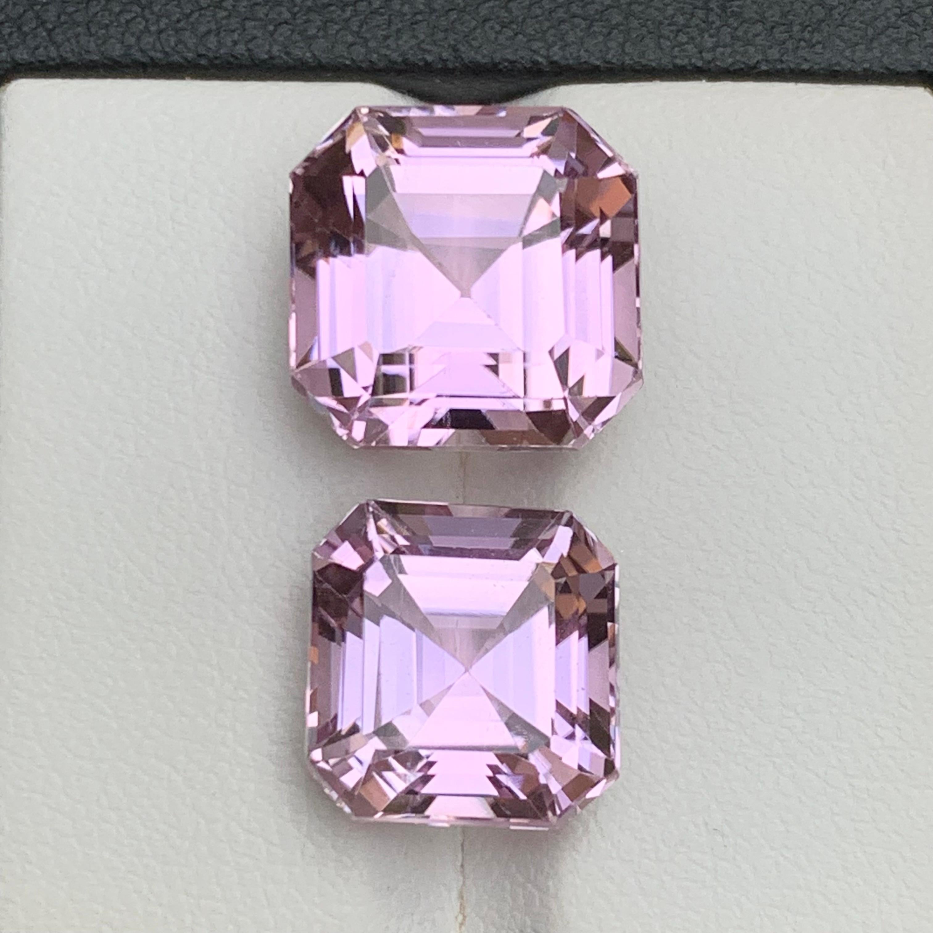 Taglio Asscher Set di gemme sciolte di Kunzite naturale rosa violaceo lavanda 20,25 carati taglio Asscher in vendita
