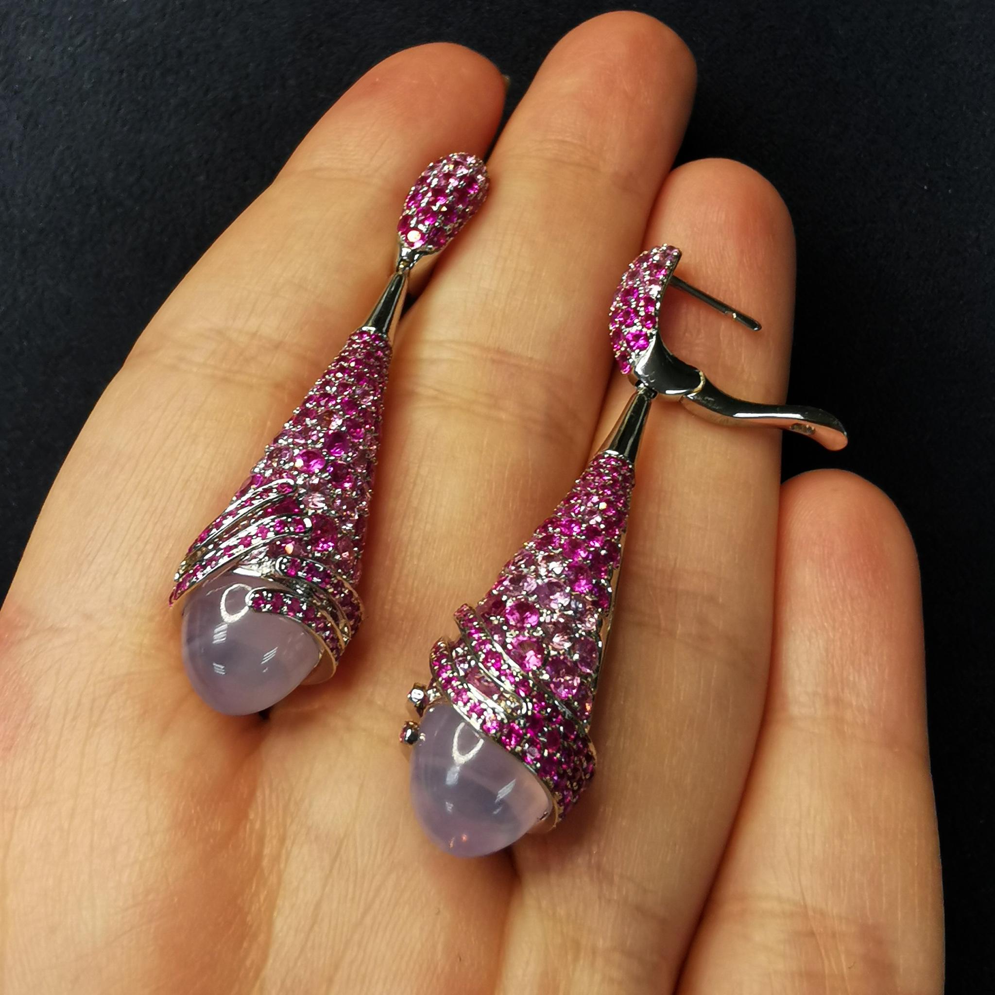 Lavender Quartz 8.87 Carat Pink Sapphires 18 Karat White Gold Fuji Earrings In New Condition For Sale In Bangkok, TH