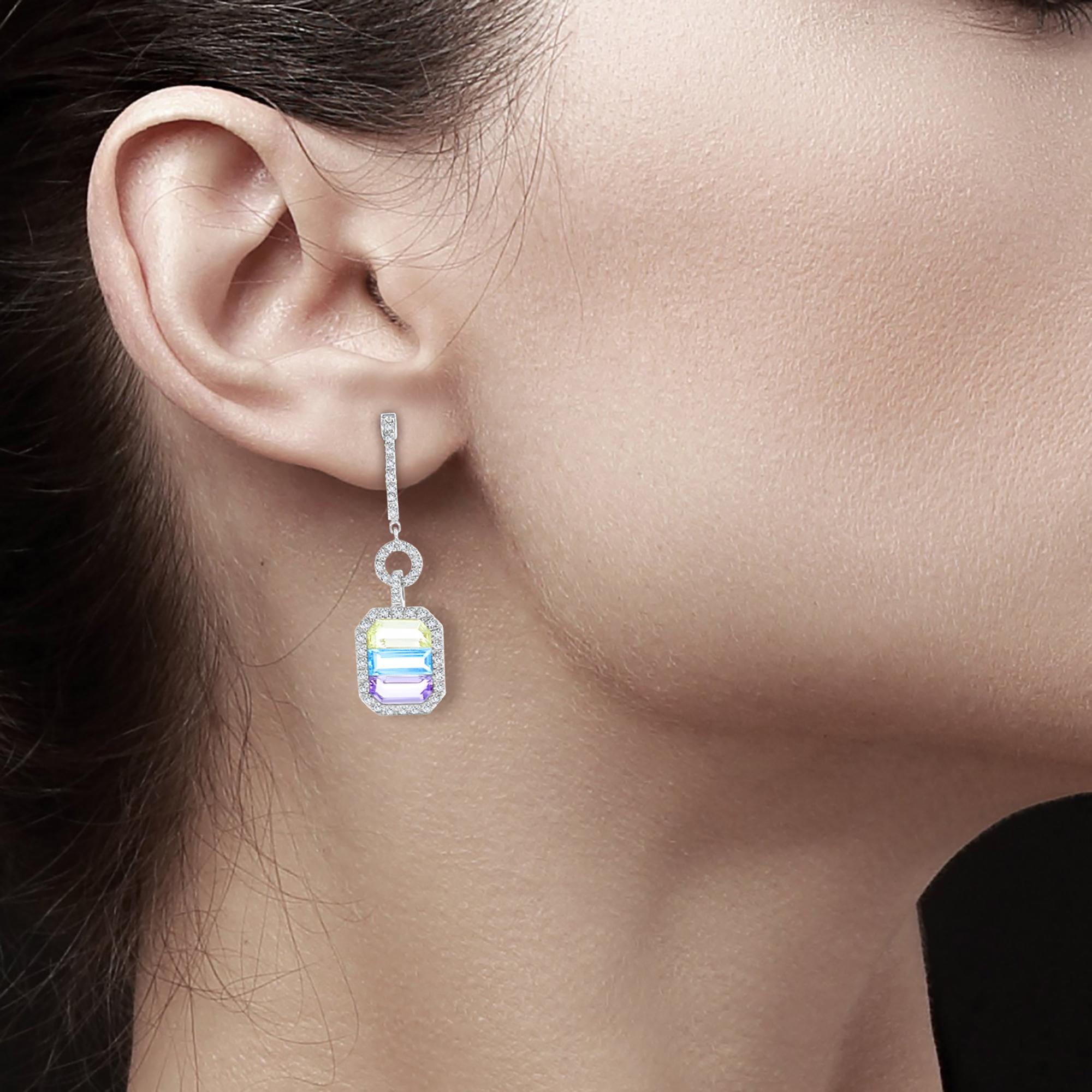 Taglio smeraldo Orecchini a goccia in quarzo lavanda, ametista rosa e topazio blu con diamante in vendita