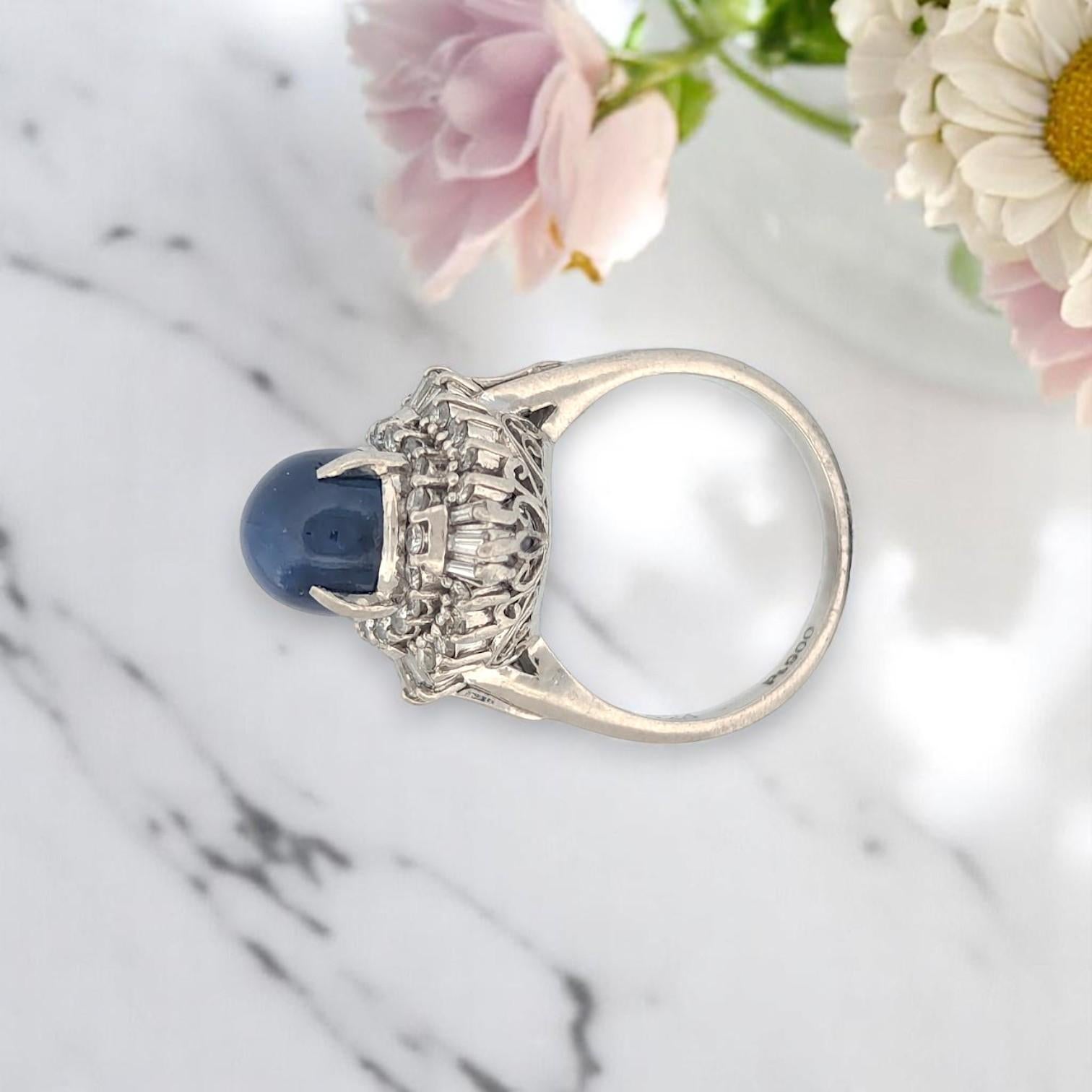 Moderne Anneau de lavande  Platine avec saphir cabochon de 4,24 carats et diamants naturels de 0,62 carat en vente