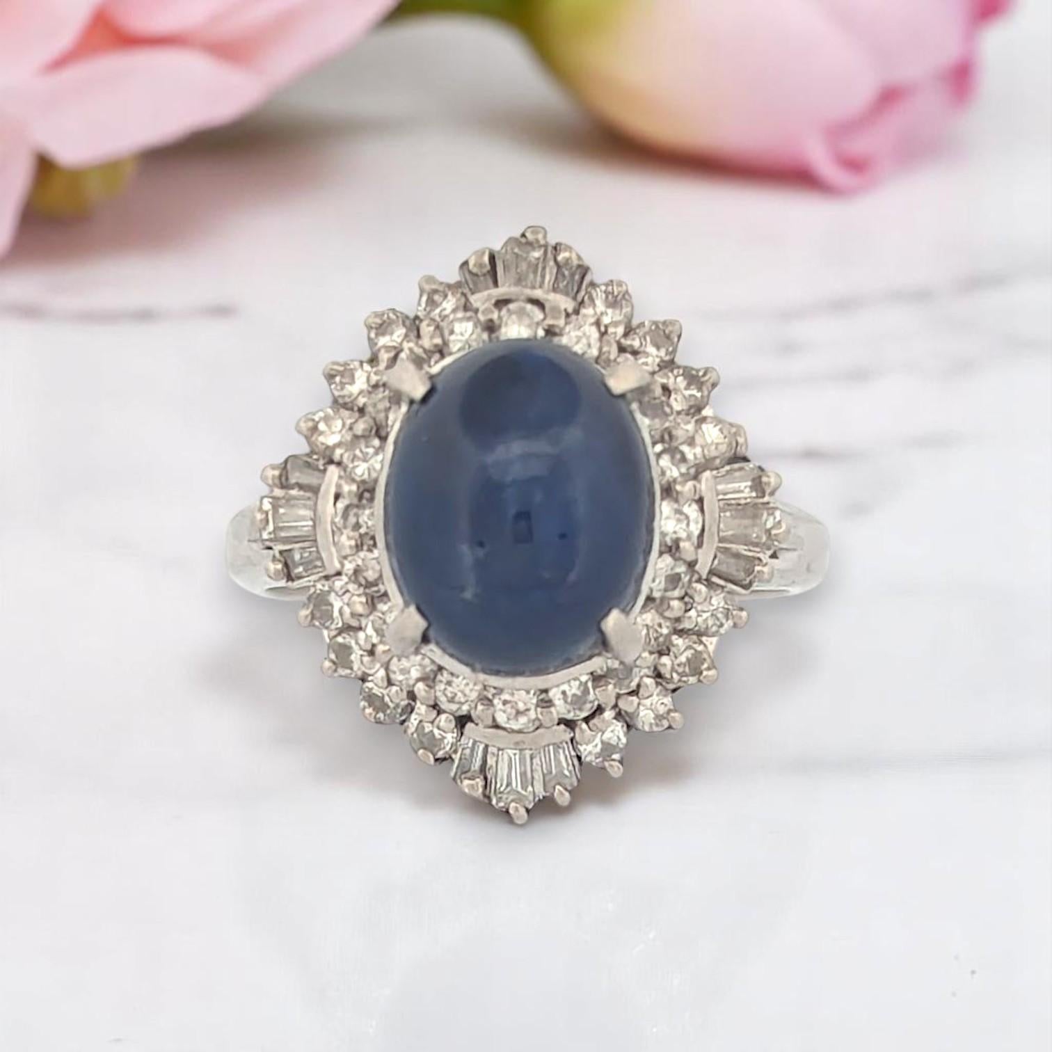 Anneau de lavande  Platine avec saphir cabochon de 4,24 carats et diamants naturels de 0,62 carat Pour femmes en vente