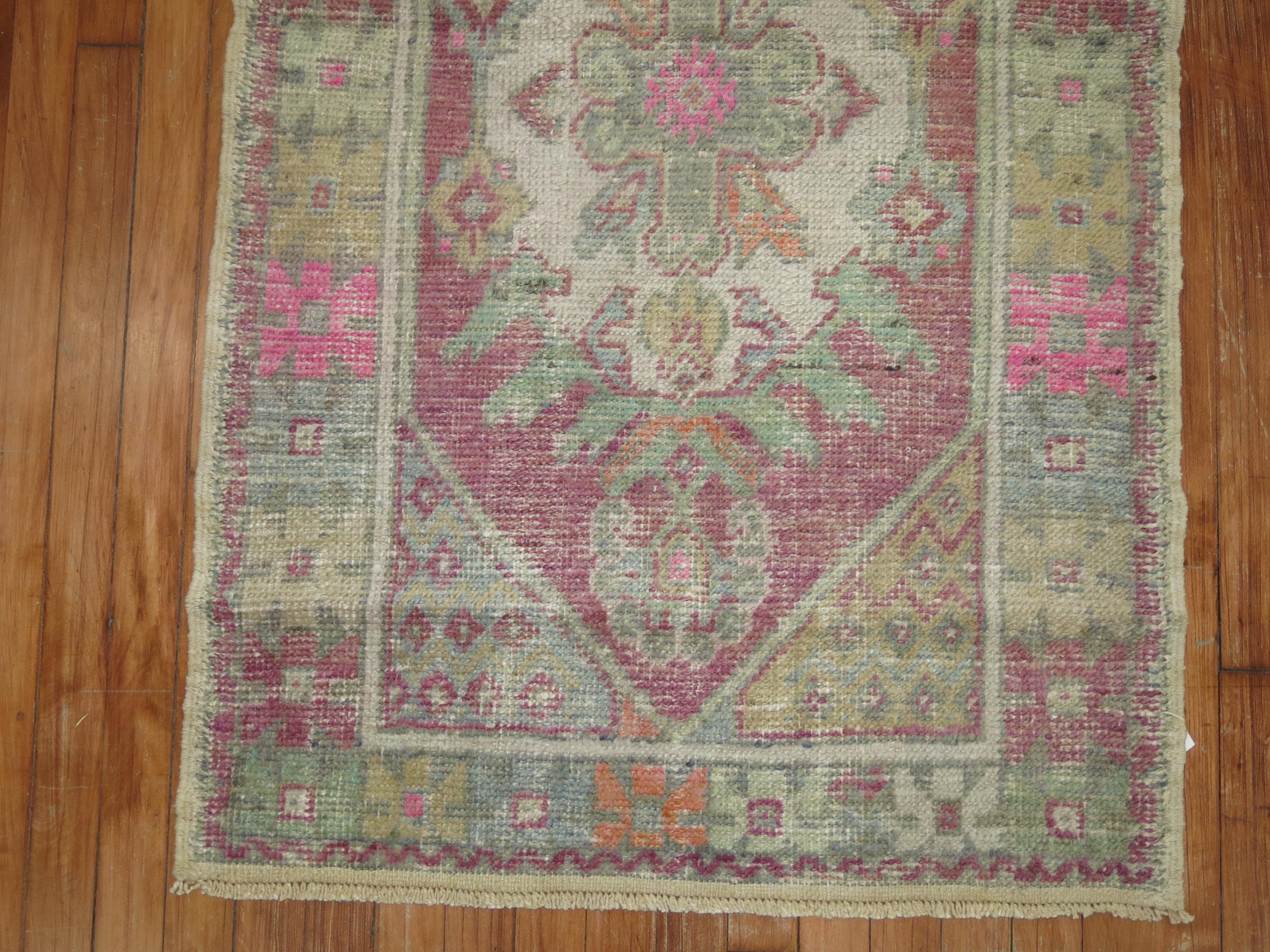 Lavender Set of Wool Square 20th Century Turkish Scatter Size Rugs For Sale 2