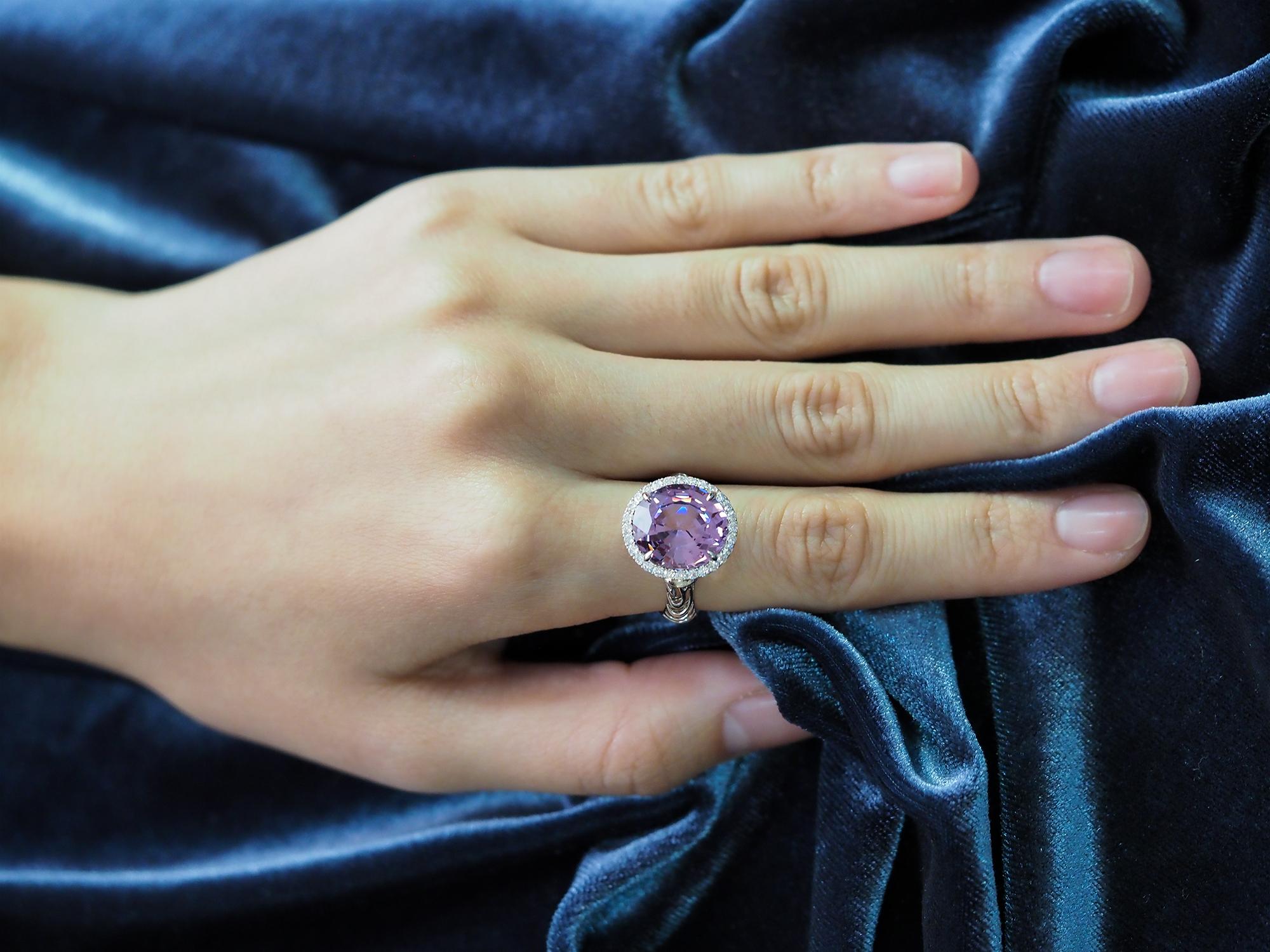 Mixed Cut Lavender Spinel Ring, 18 K White Gold and Diamonds Lavender Spinel Ring For Sale