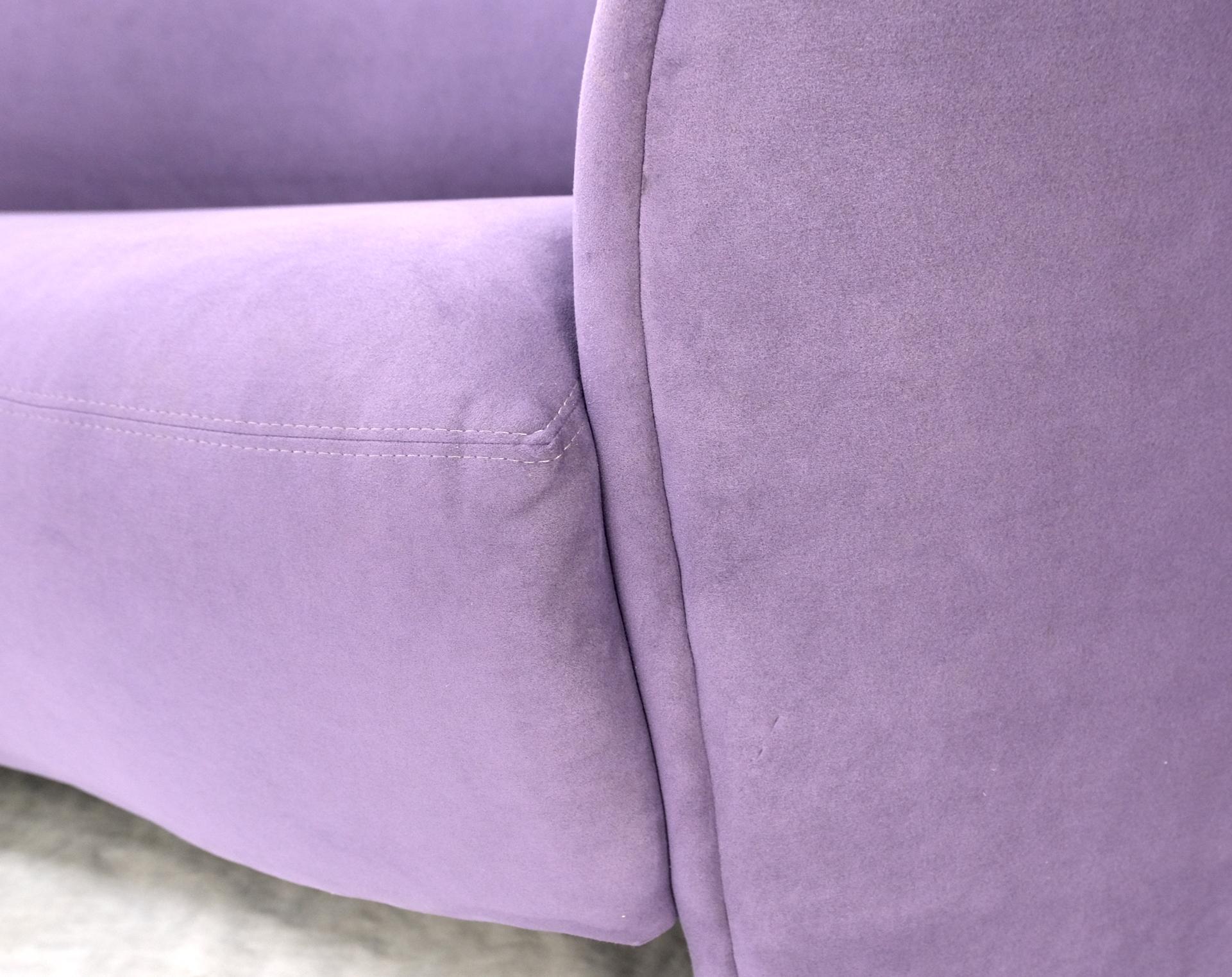 20ième siècle Chaise longue Lavender Ultra Suede Cloud Sofa par Weiman  en vente