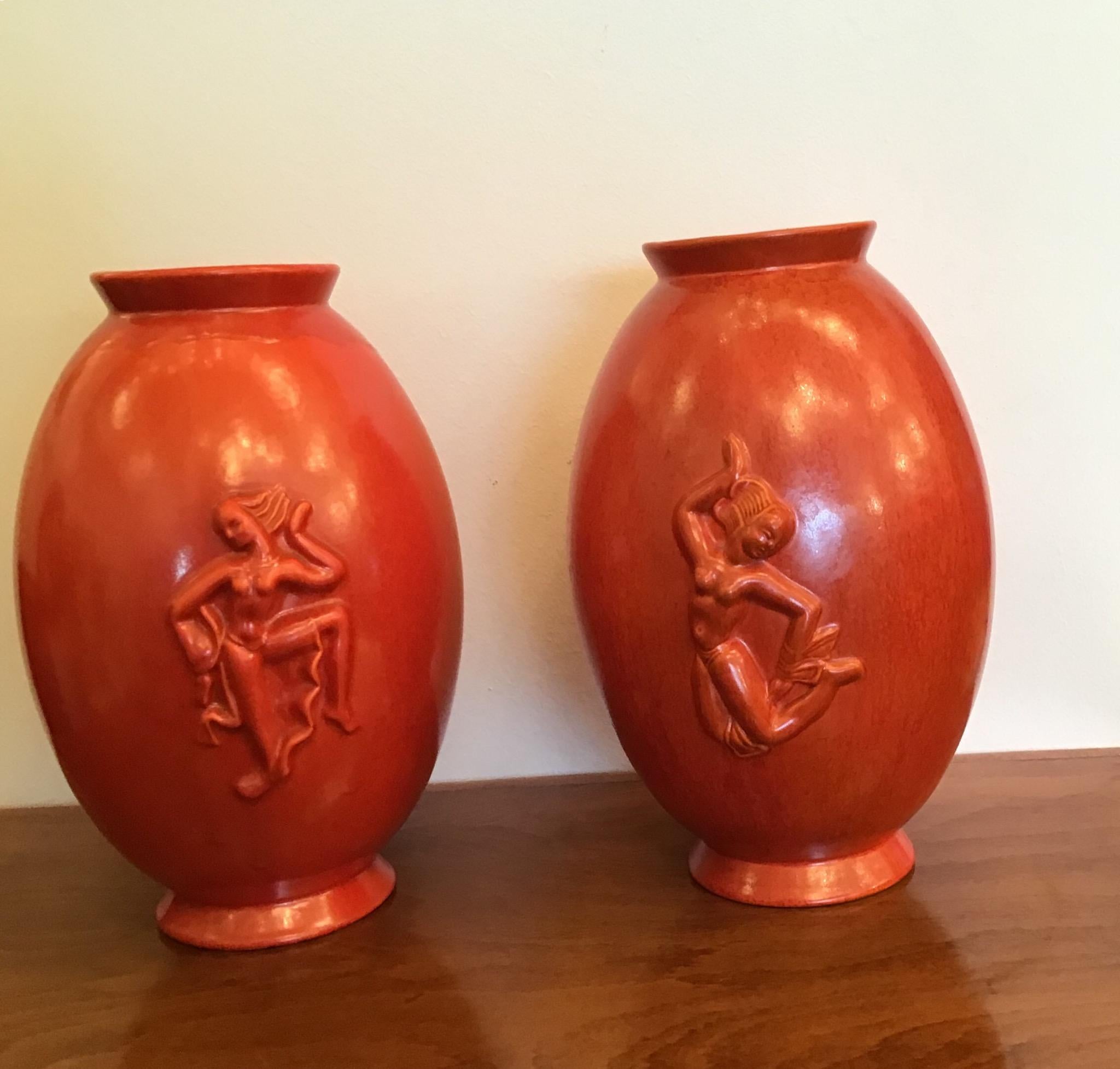 Laveno Angelo Biancini pair of vases 1930 Maiolica earthenware, Italy.