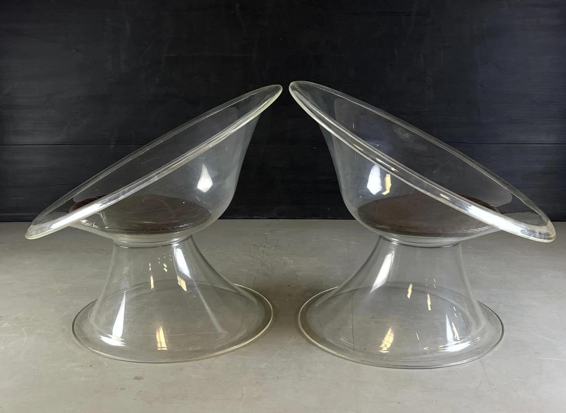 Mid-Century Modern Laverne International Buttercup Lucite Lounge Chair Pair, Invisible Group, 1959 For Sale