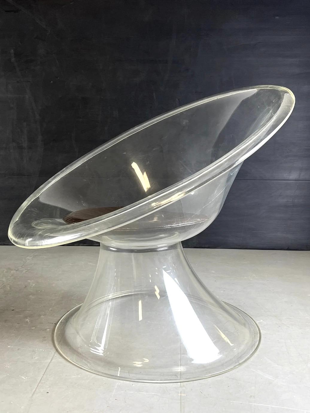 Américain Paire de fauteuils de salon en lucite Laverne International Buttercup, Groupe invisible, 1959 en vente