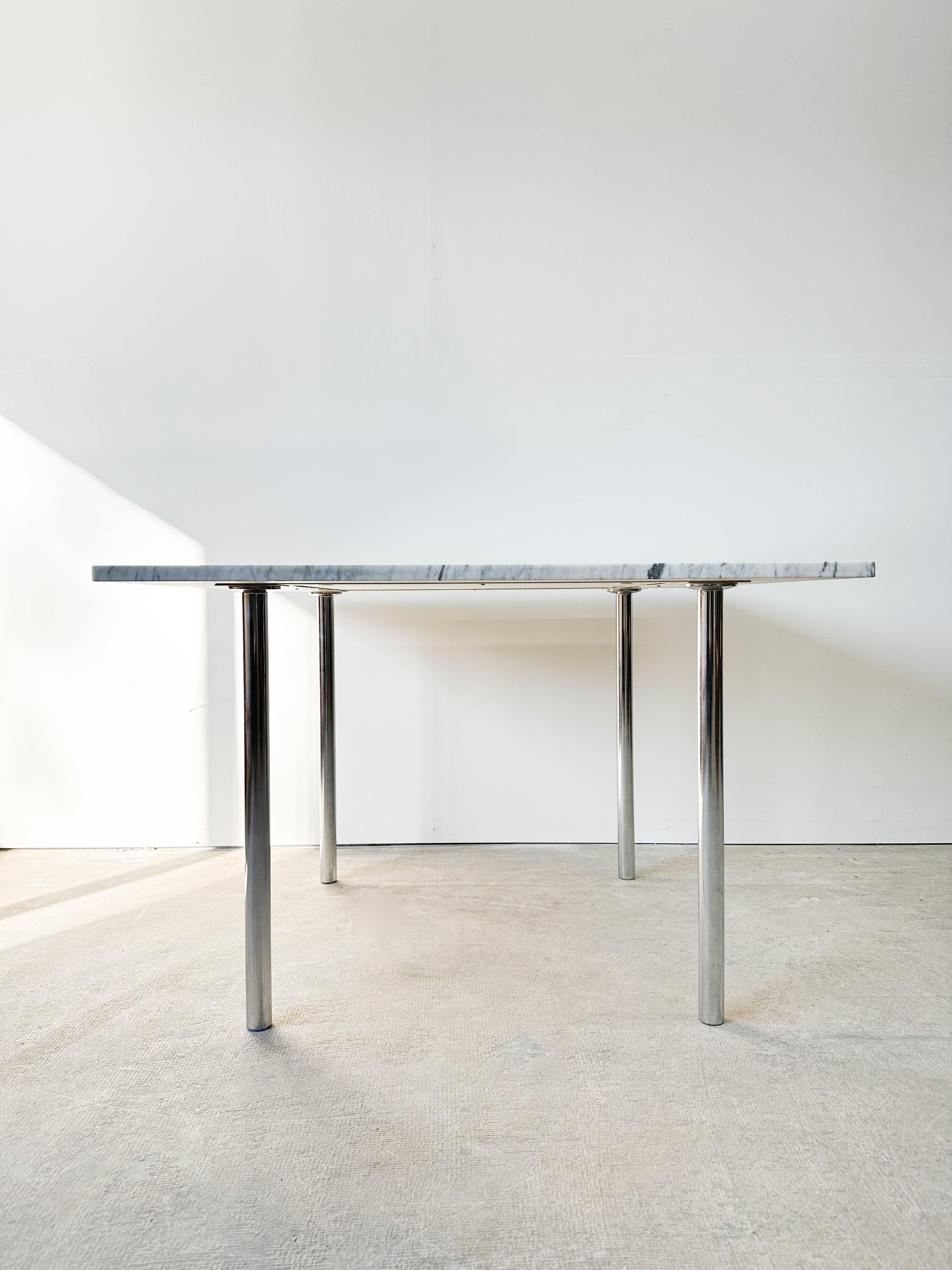 Mesa de comedor de mármol Laverne de William Katavolos, Ross Littell & Douglas Kelly Estadounidense en venta