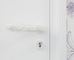 Lavica White Handle