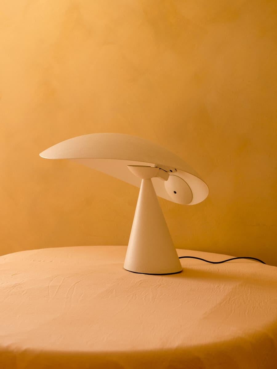 Tischlampe „Lavinia“ von Masayuki Kurokawa für Artemide, Moderne der Mitte des Jahrhunderts, Italien im Angebot 5