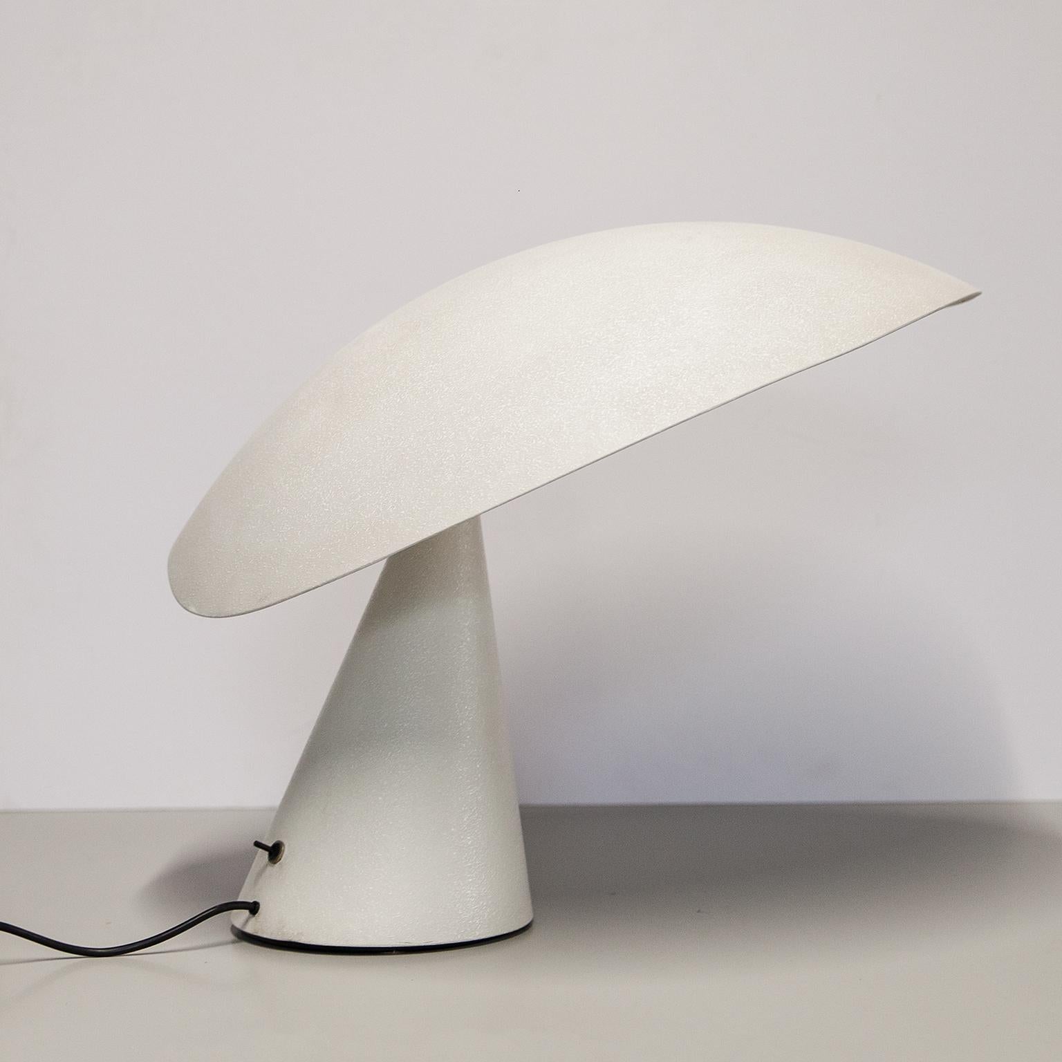 italien Lampe de table Lavinia Masayuki Kurokawa Artemide 1988 en vente