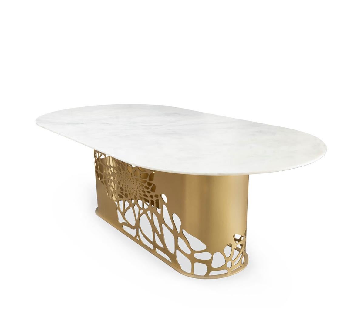Portuguese Lavish Calacatta Marble Dining Table by Memoir Essence For Sale