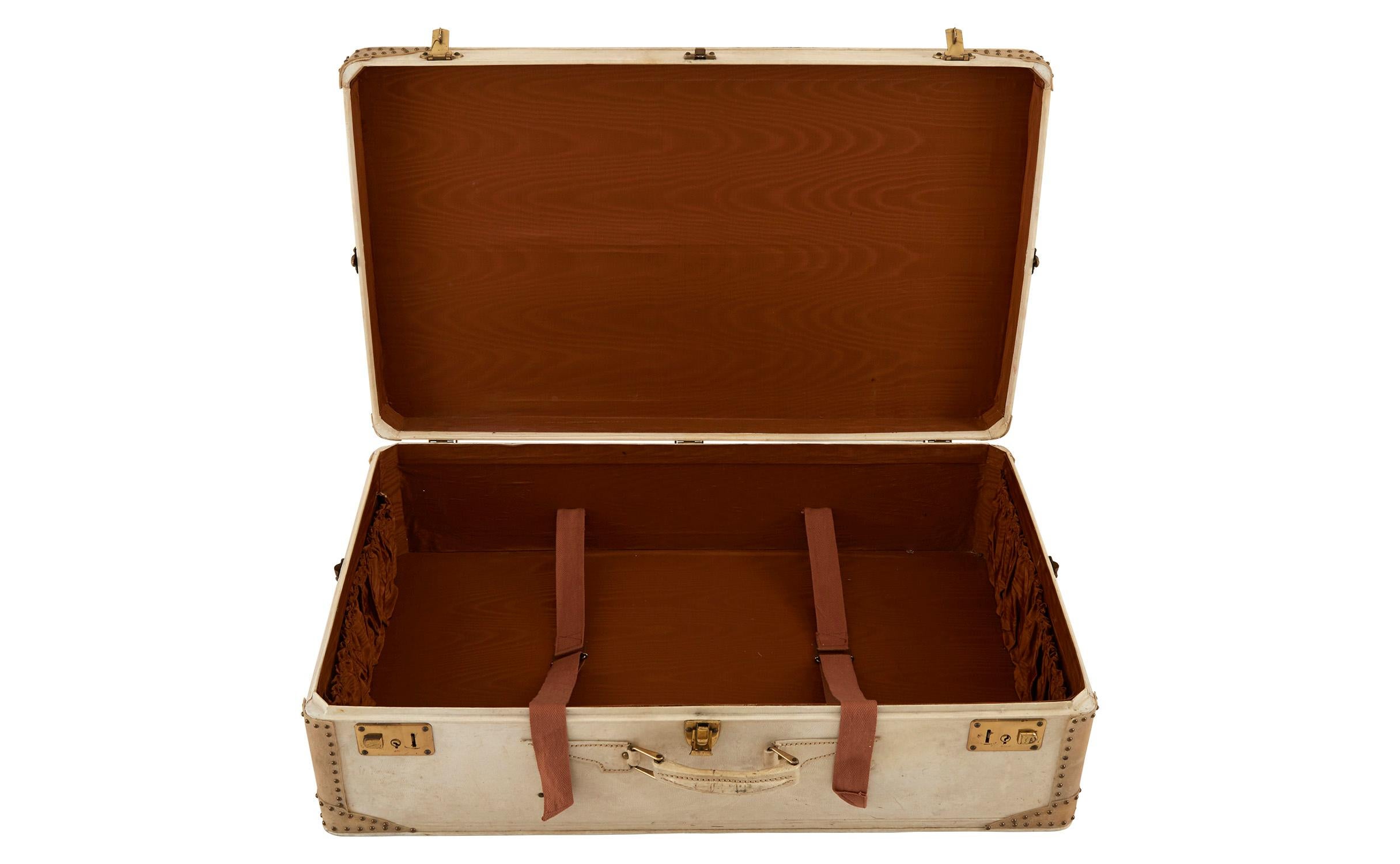 Lavoët Cream Leather Valise Suitcase with Satin Lining 1