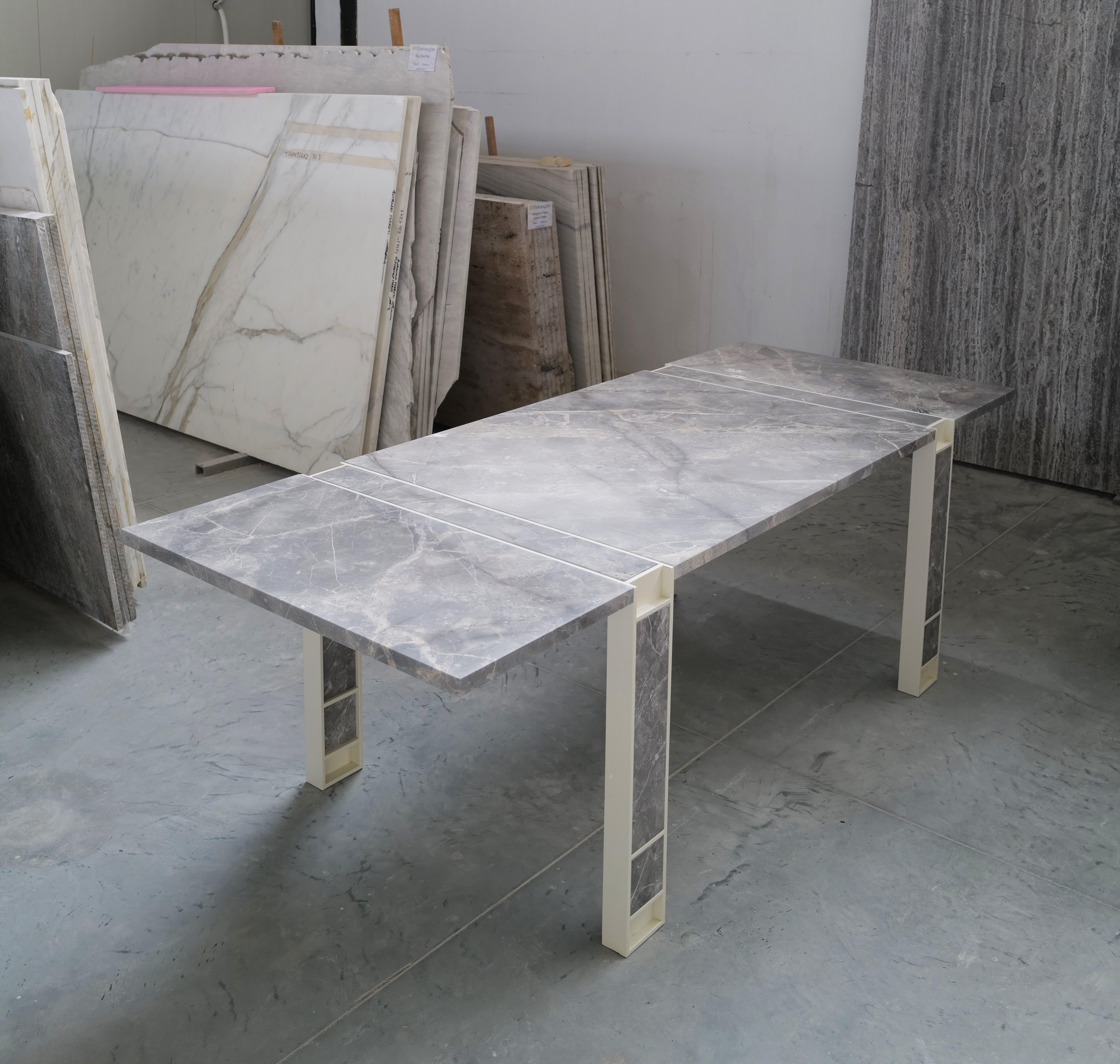 LAVOISIER - Italienischer Marmortisch für den Essbereich von Romagno Marmi (Moderne) im Angebot