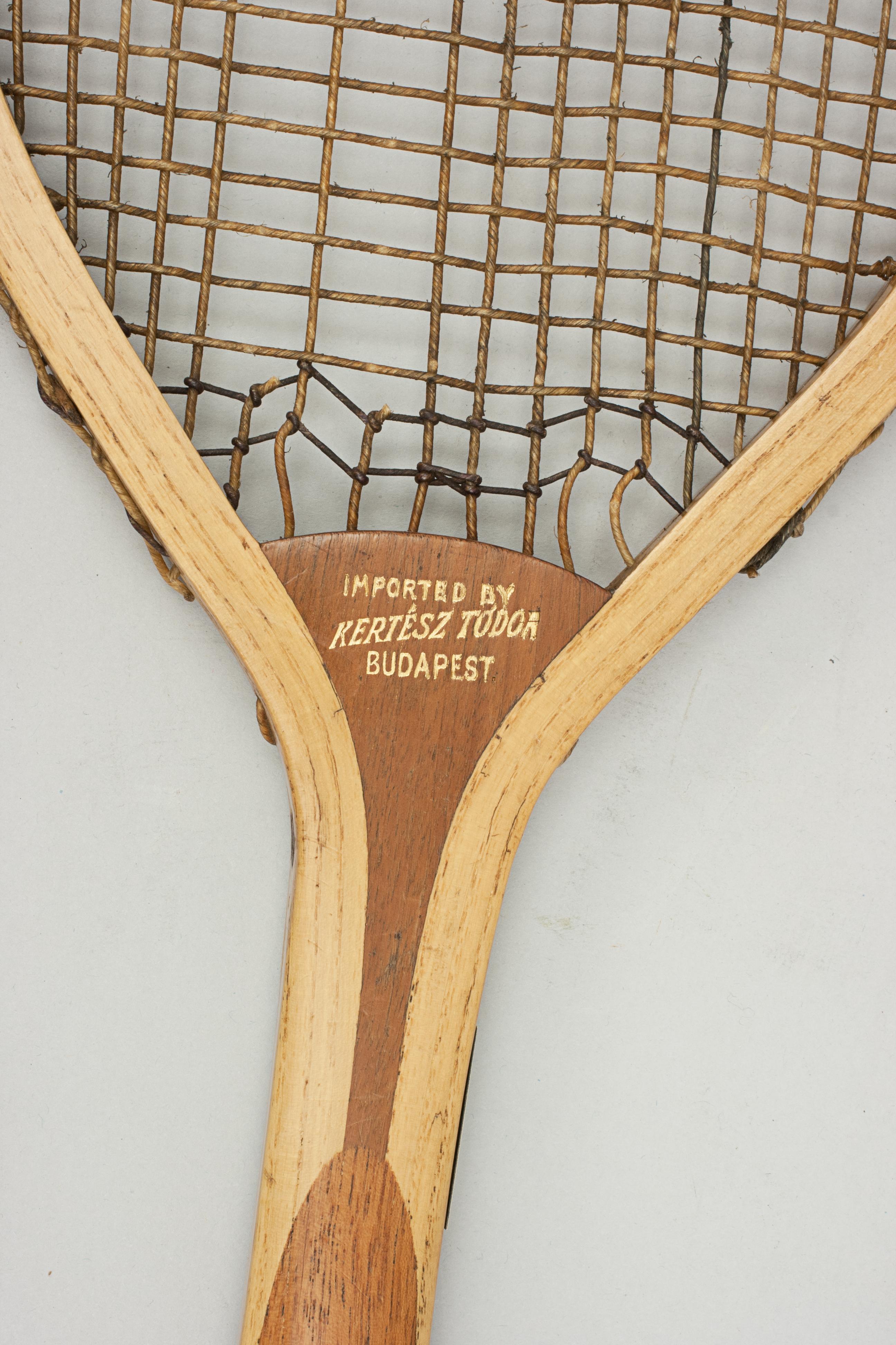 Lawn Tennis Racket, the Premier, Kertesz Todor, Budapest In Good Condition For Sale In Oxfordshire, GB