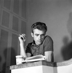 Lawrence Fried - Retratos publicitarios de James Dean, Fotografía 1953, Impresión posterior