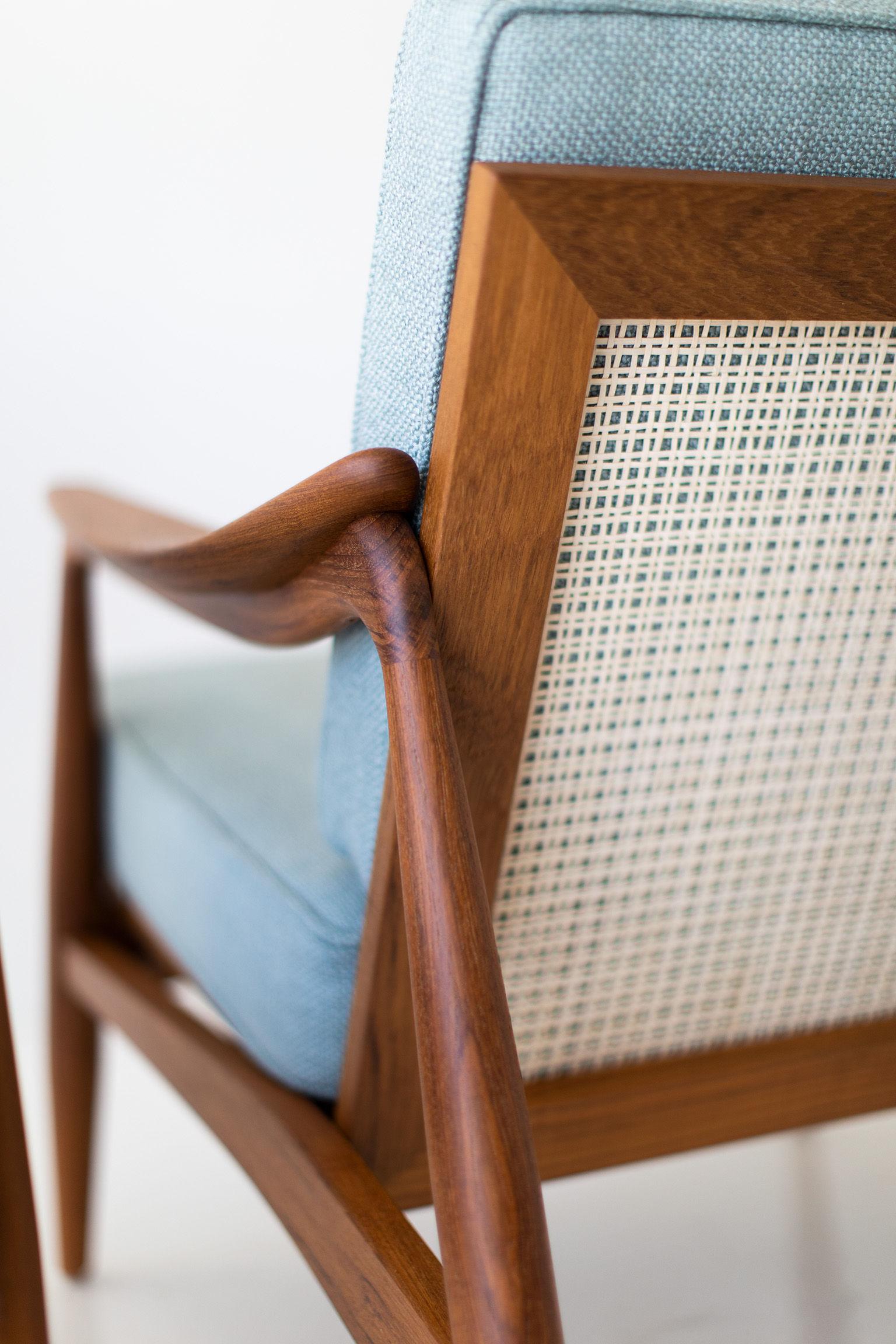 Lawrence Peabody: Teakholz-Loungesessel mit Rohrrückenlehne für Craft Associates Furniture im Zustand „Neu“ im Angebot in Oak Harbor, OH