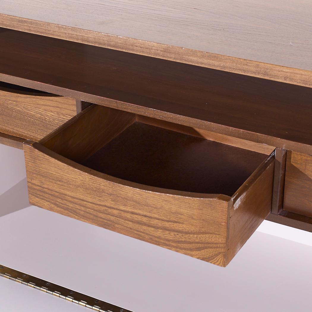 Lawrence Peabody per Nemschoff Scrivania Bar Credenza del Medioevo in vendita 5