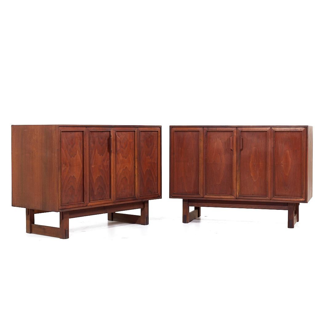 Lawrence Peabody for Nemschoff Mid Century Walnut Dresser Chests - Pair

Each chest measures: 41.75 wide x 19.25 deep x 30.25 high

All pieces of furniture can be had in what we call restored vintage condition. That means the piece is restored upon