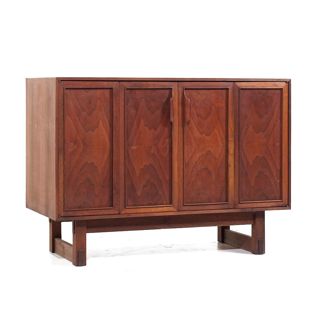 American Lawrence Peabody for Nemschoff Mid Century Walnut Dresser Chests - Pair For Sale